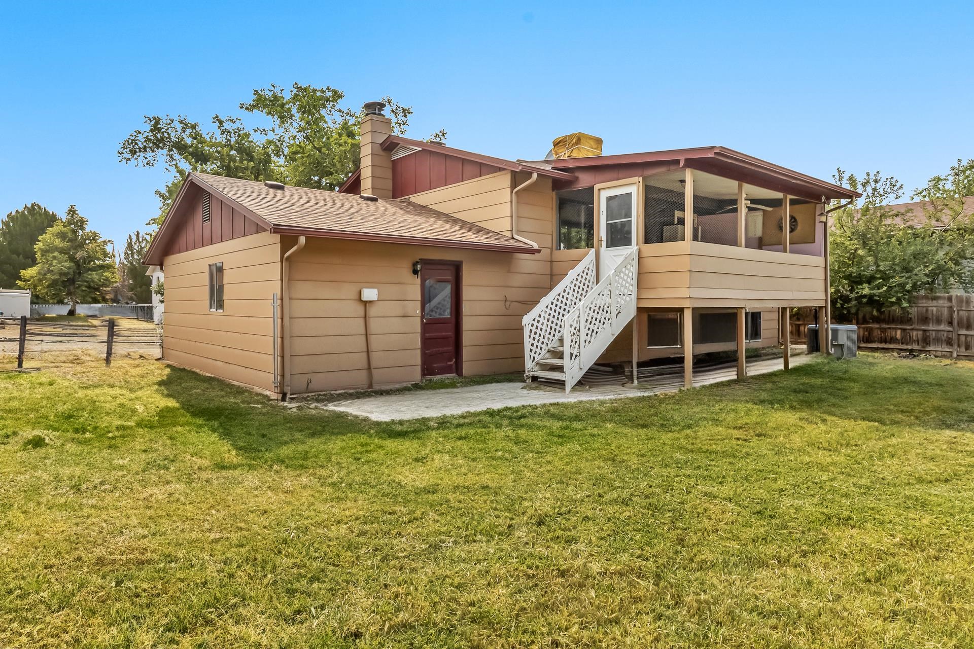 2115 N 24th Street