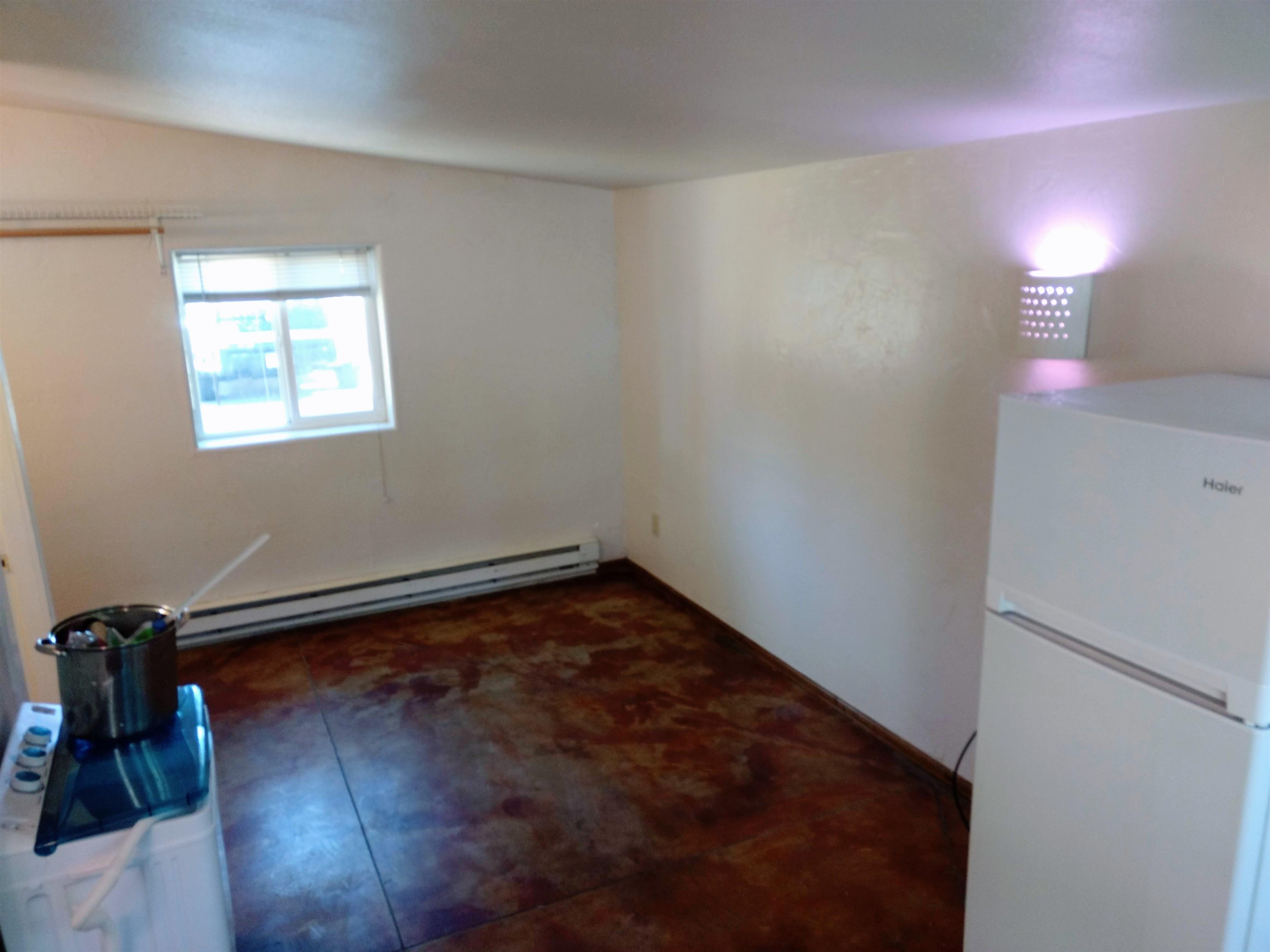 1405 Elm Avenue
