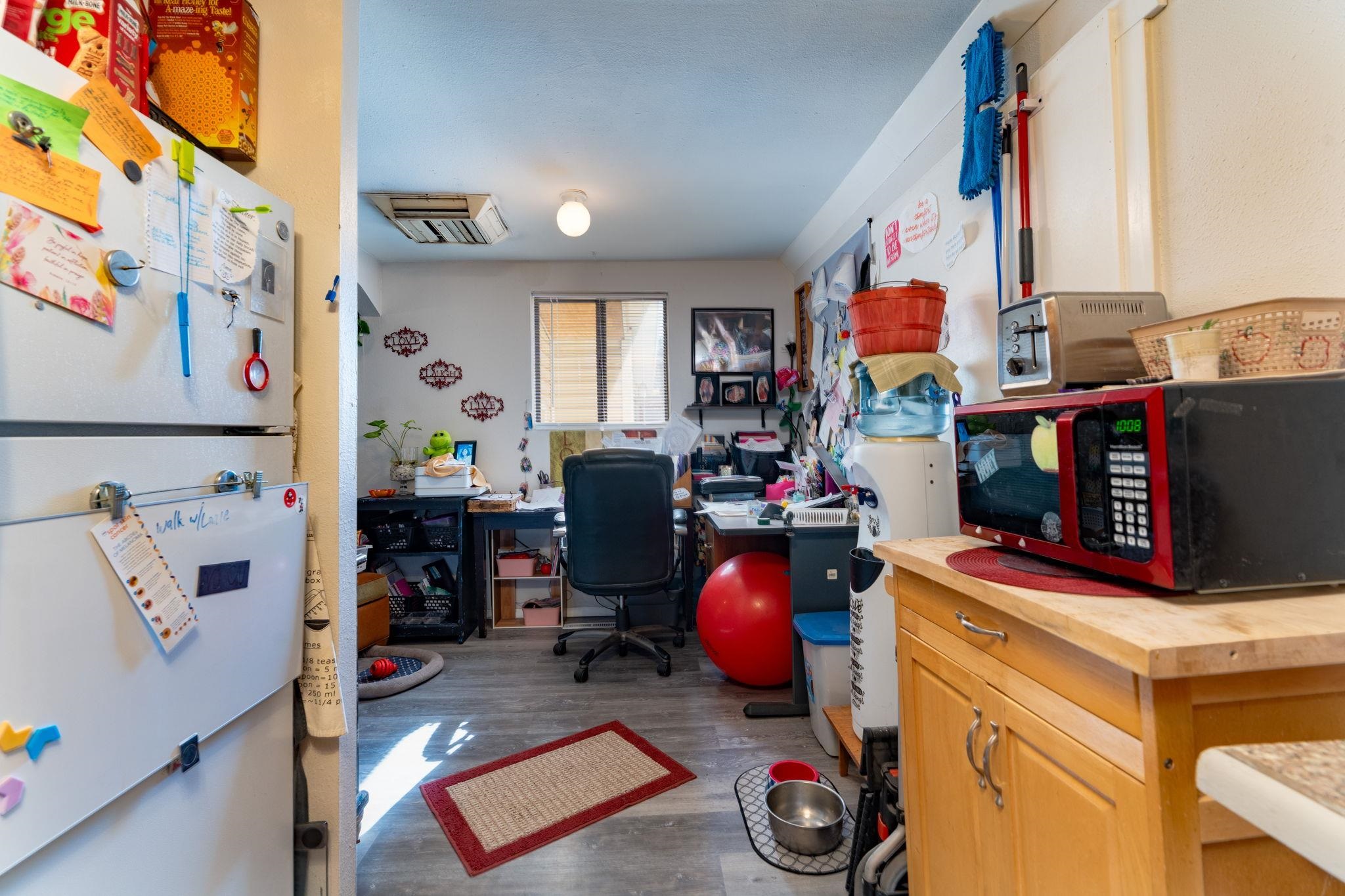 1405 Elm Avenue