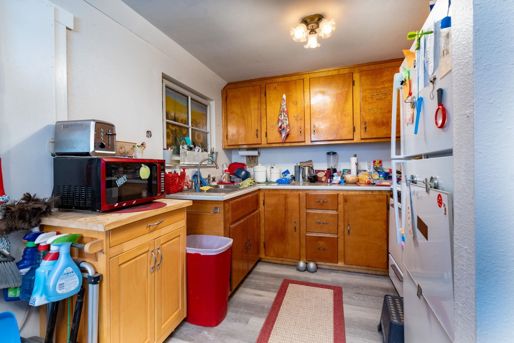 1405 Elm Avenue