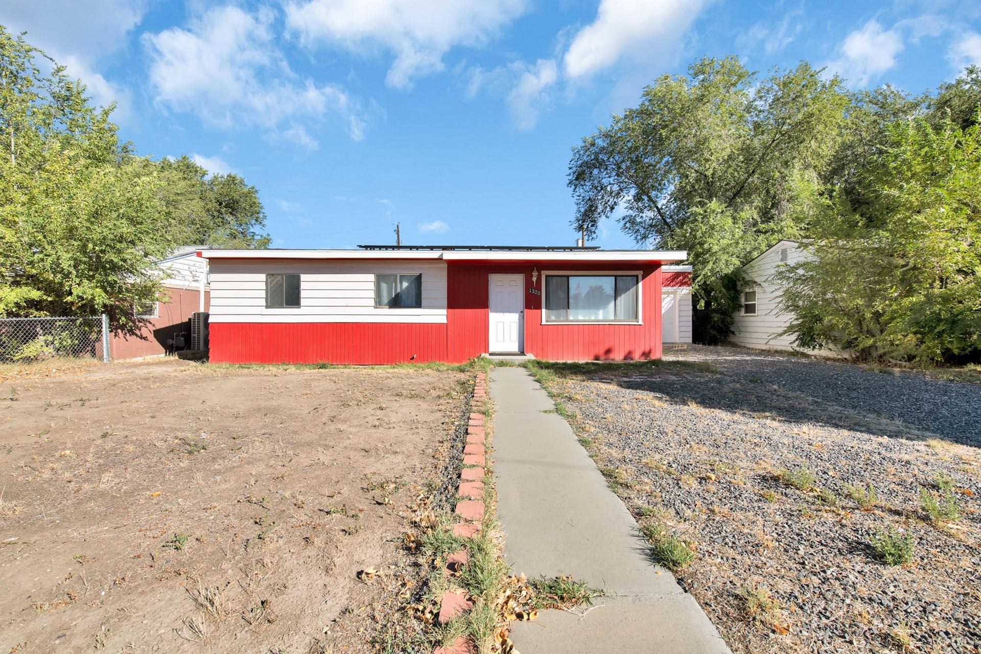1320 Cedar Avenue