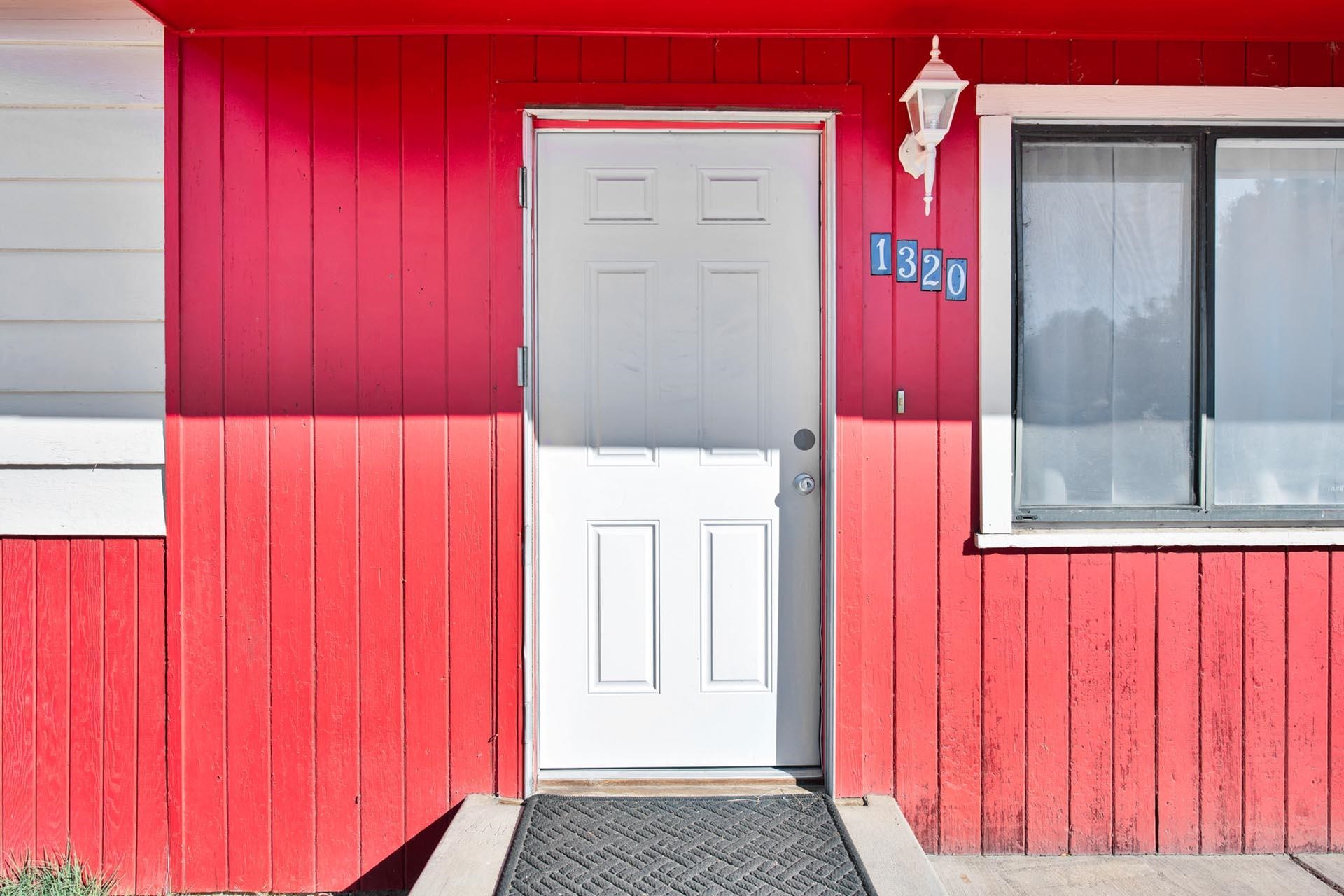 1320 Cedar Avenue