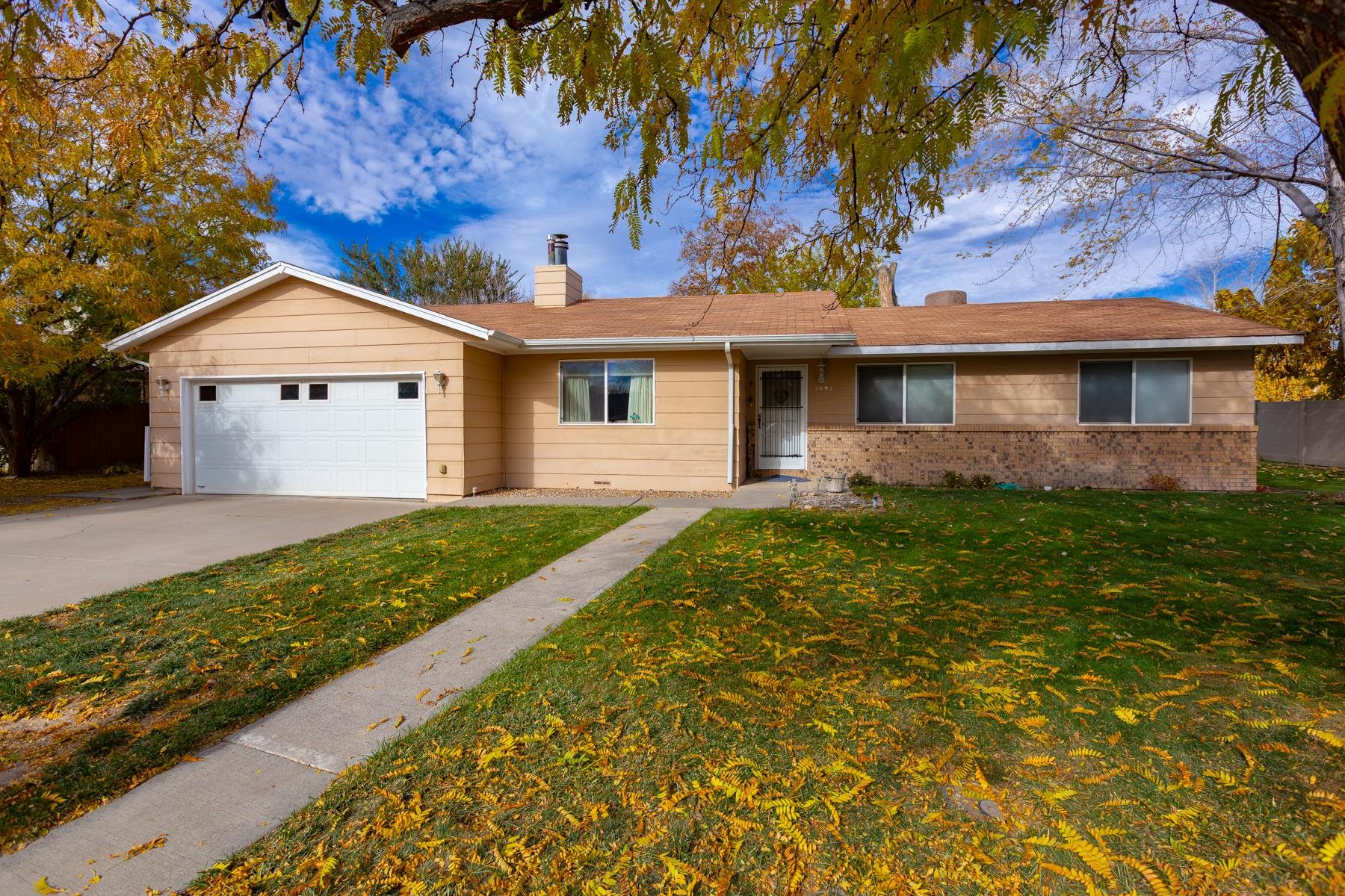 3092 Bookcliff Avenue