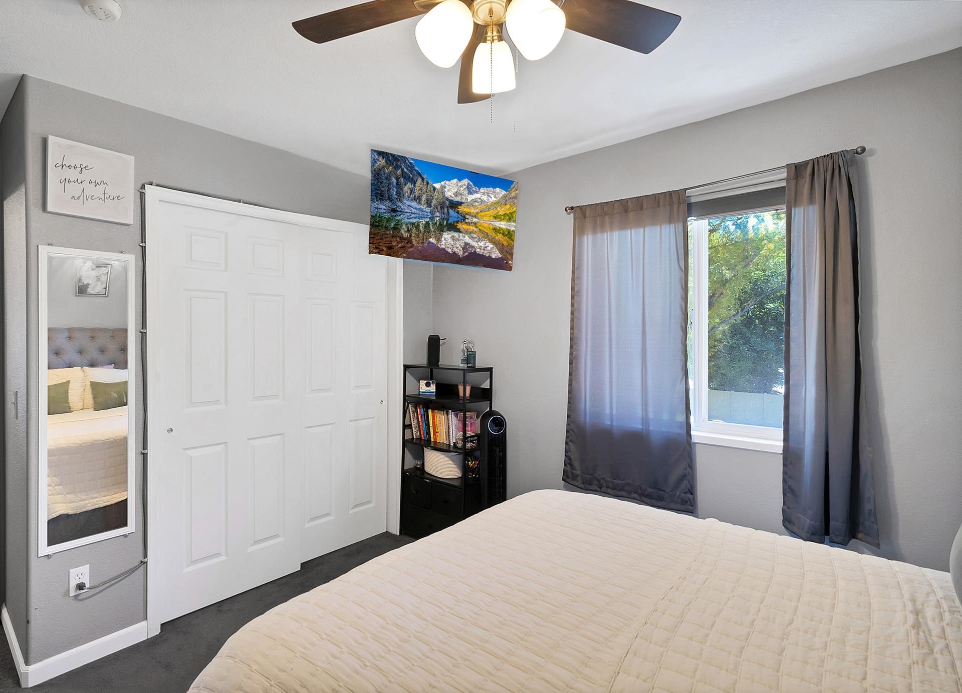 1937 Hawthorne Avenue