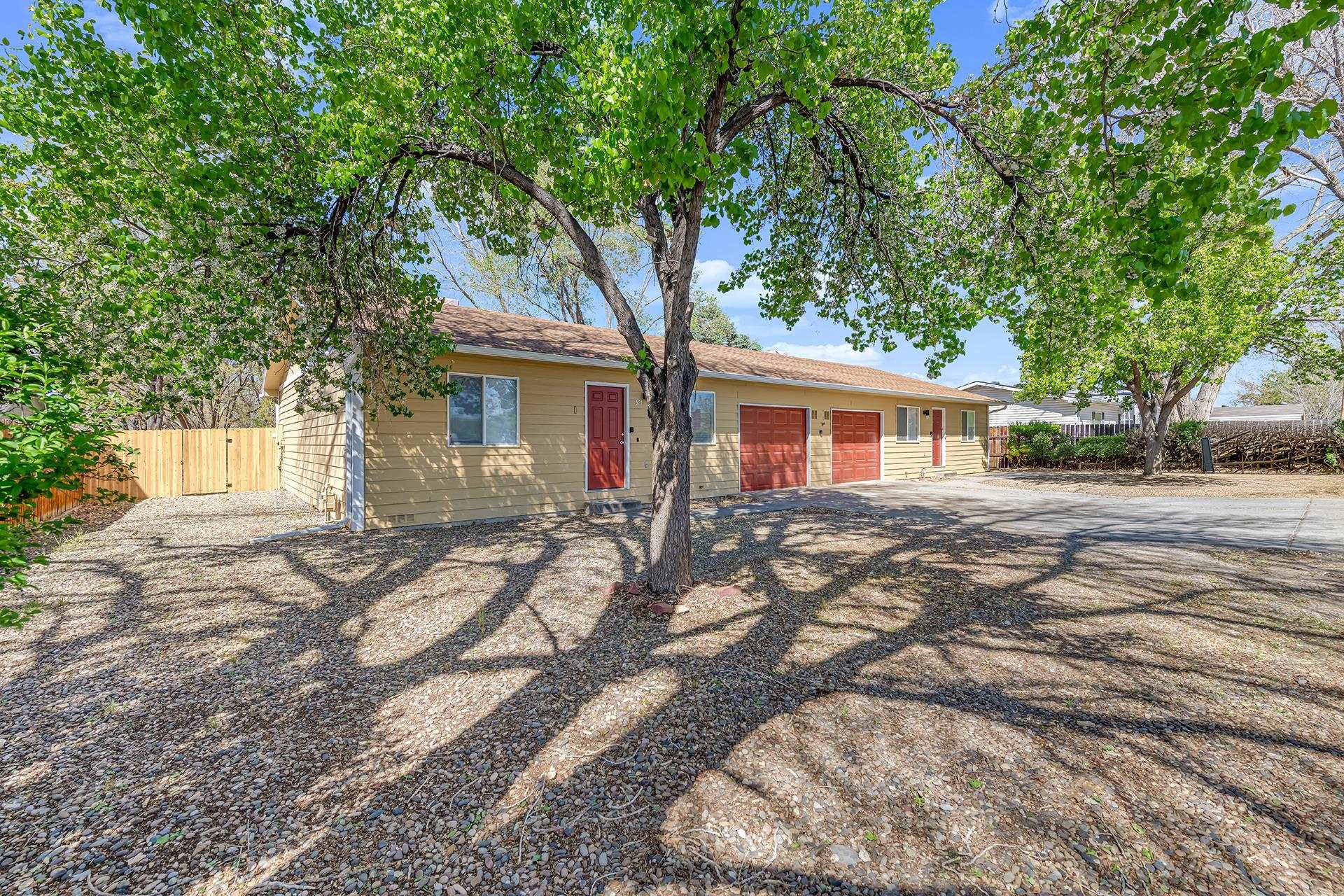 521 & 521 1/2 29 1/2 Road