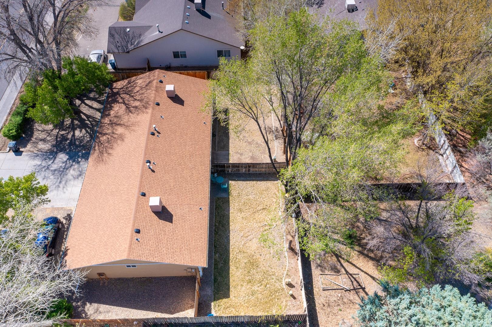 521 & 521 1/2 29 1/2 Road