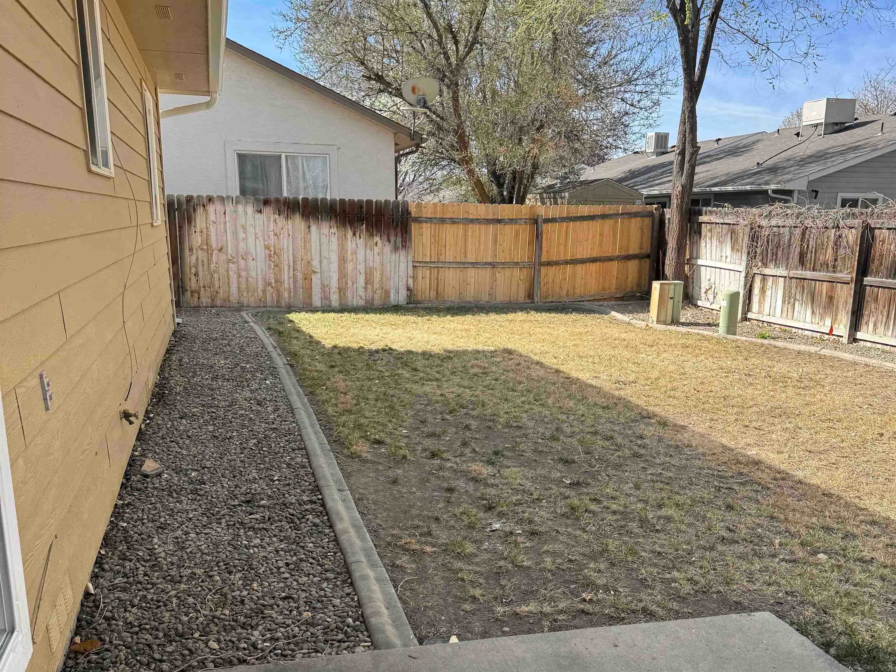 521 & 521 1/2 29 1/2 Road