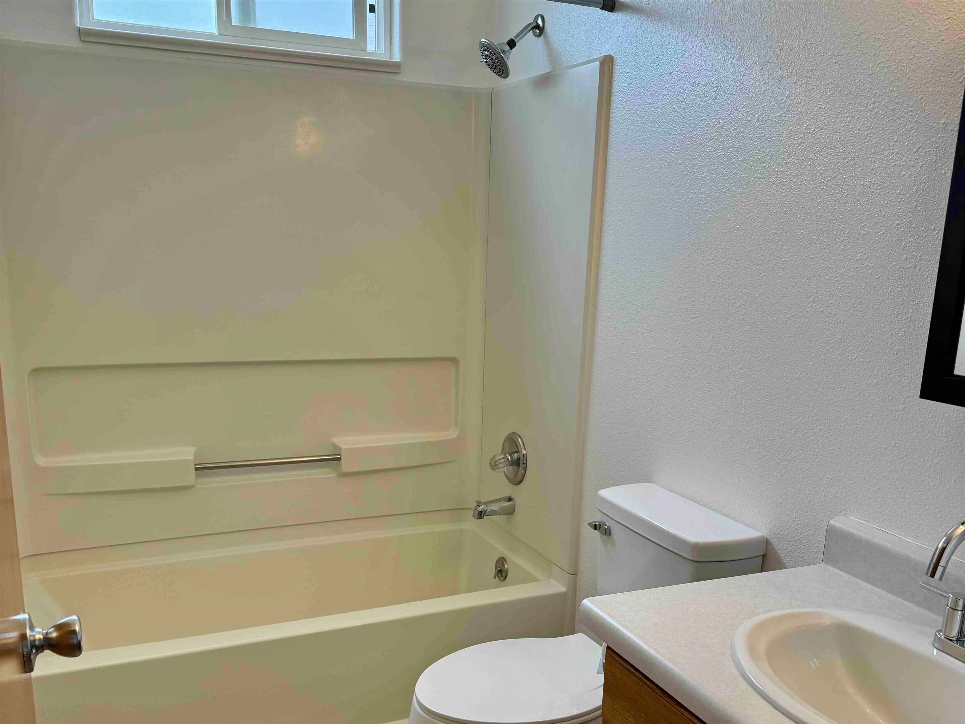 521 & 521 1/2 29 1/2 Road