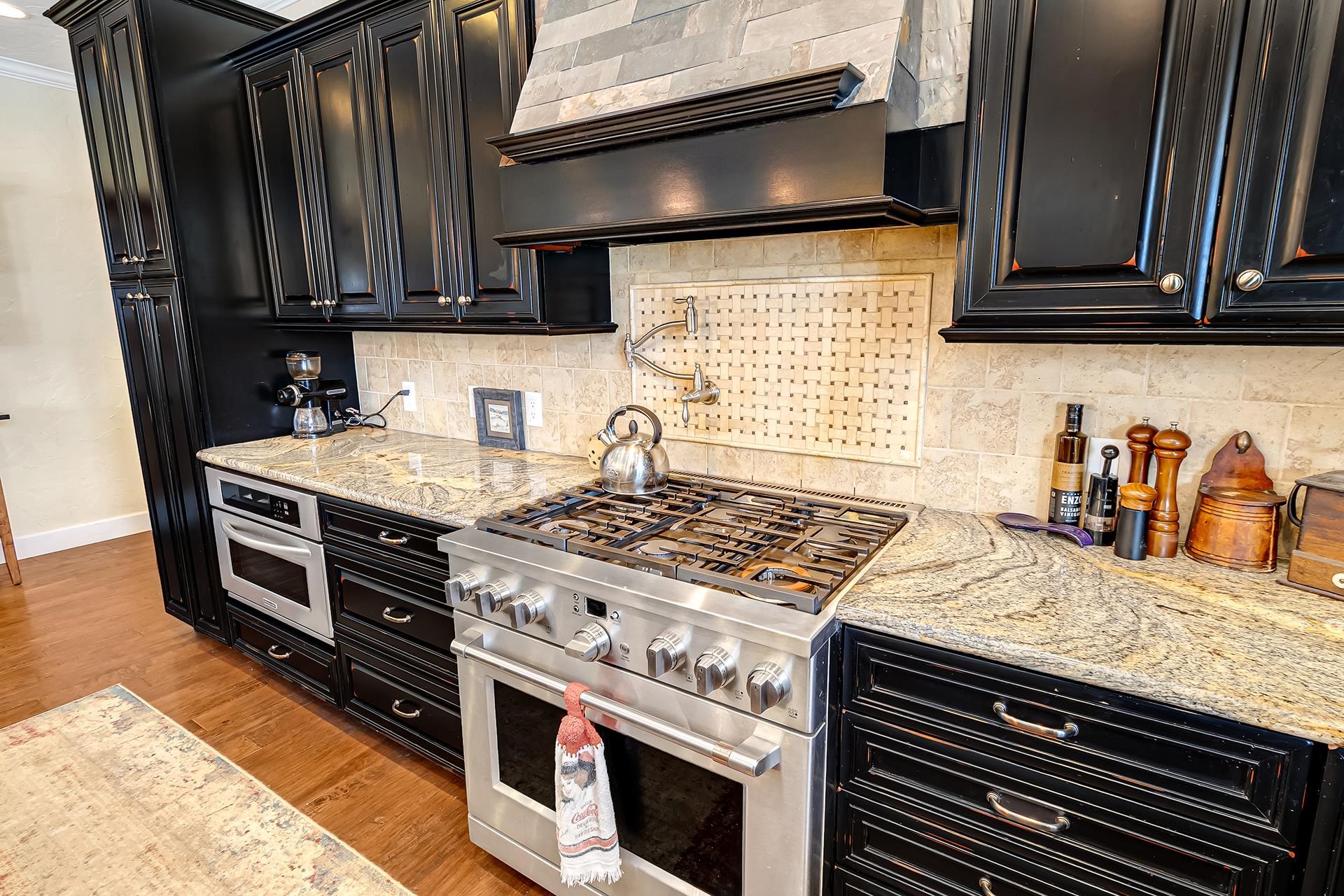 2605 Antler Court