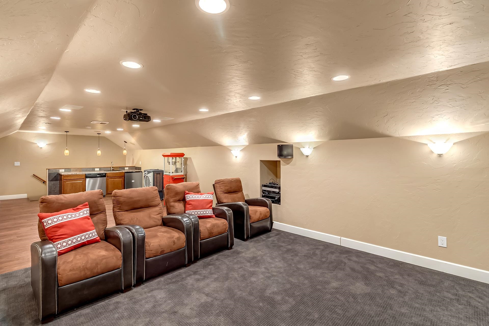 2605 Antler Court