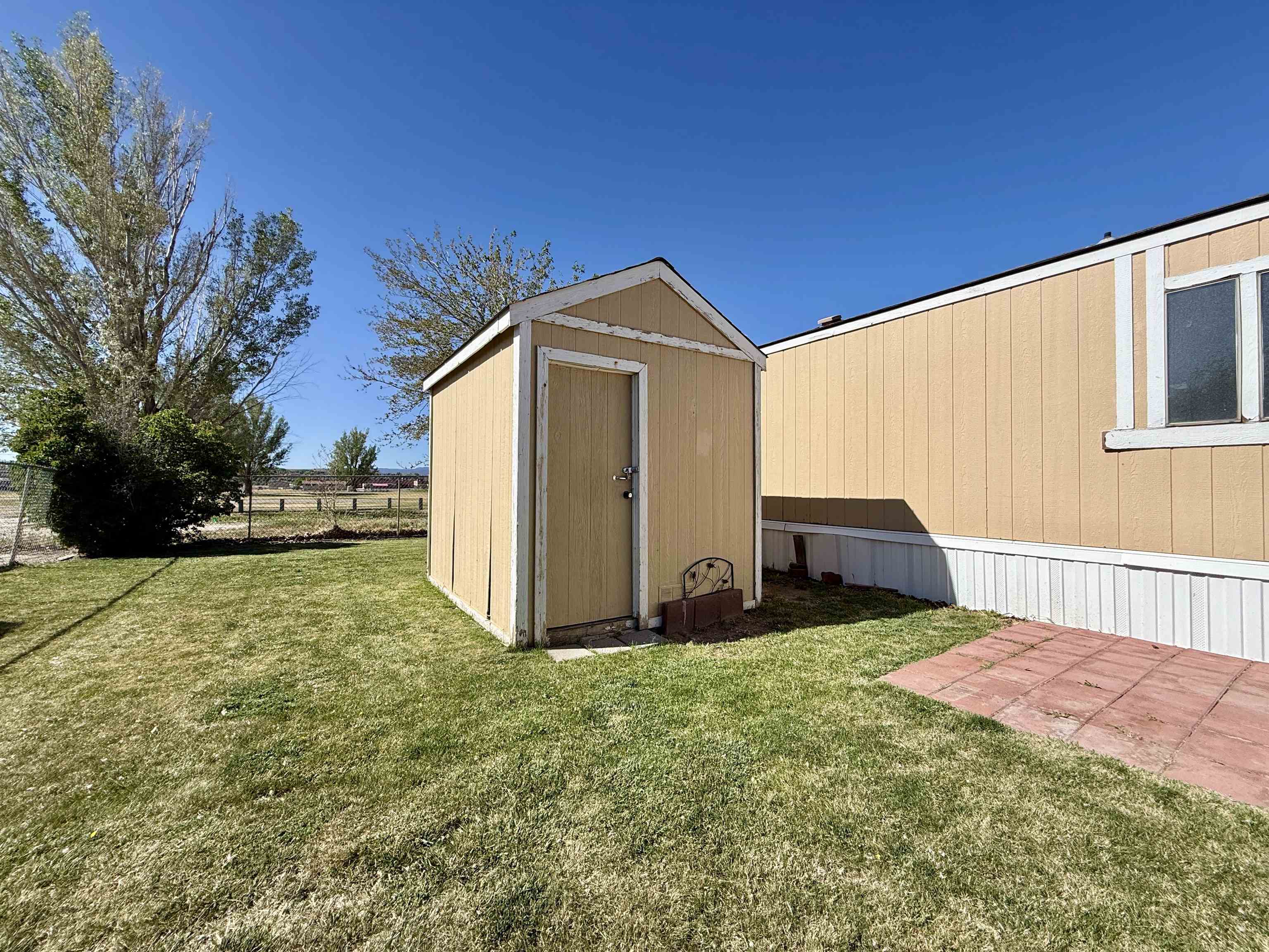 3251 E Road Unit: 33