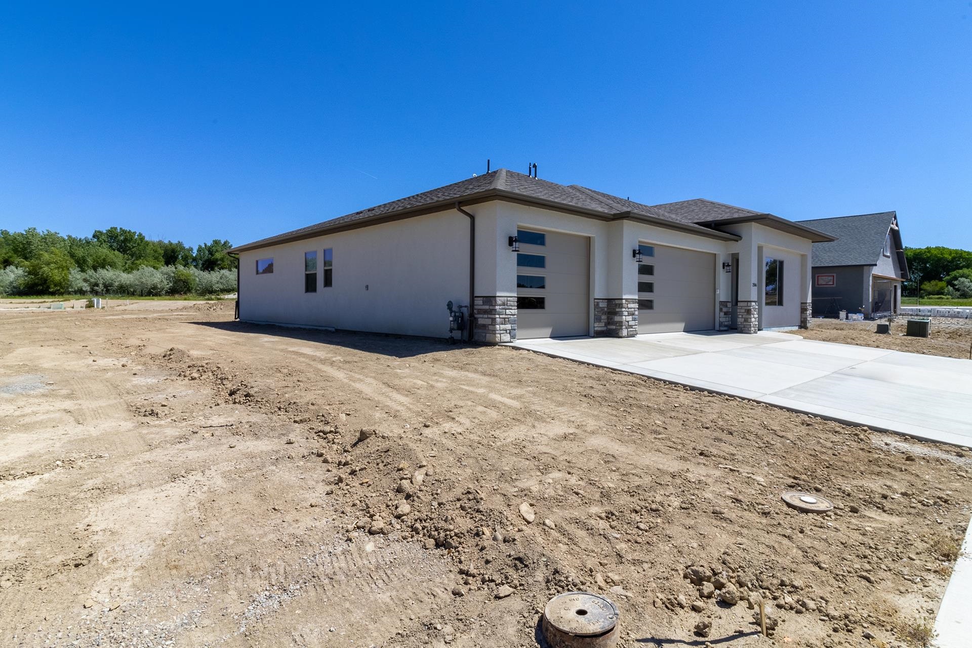 2506 Glory Lane