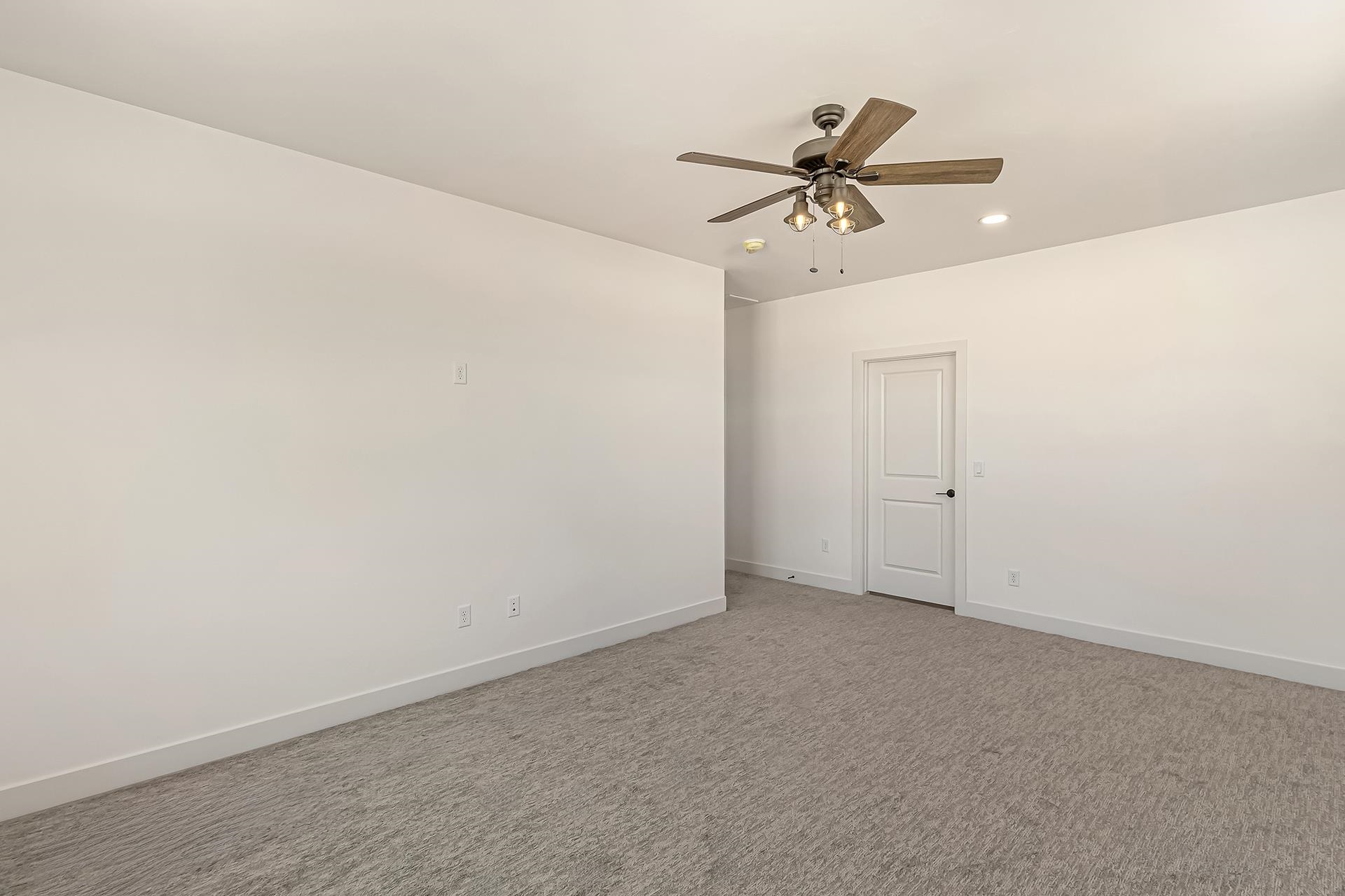 2506 Glory Lane