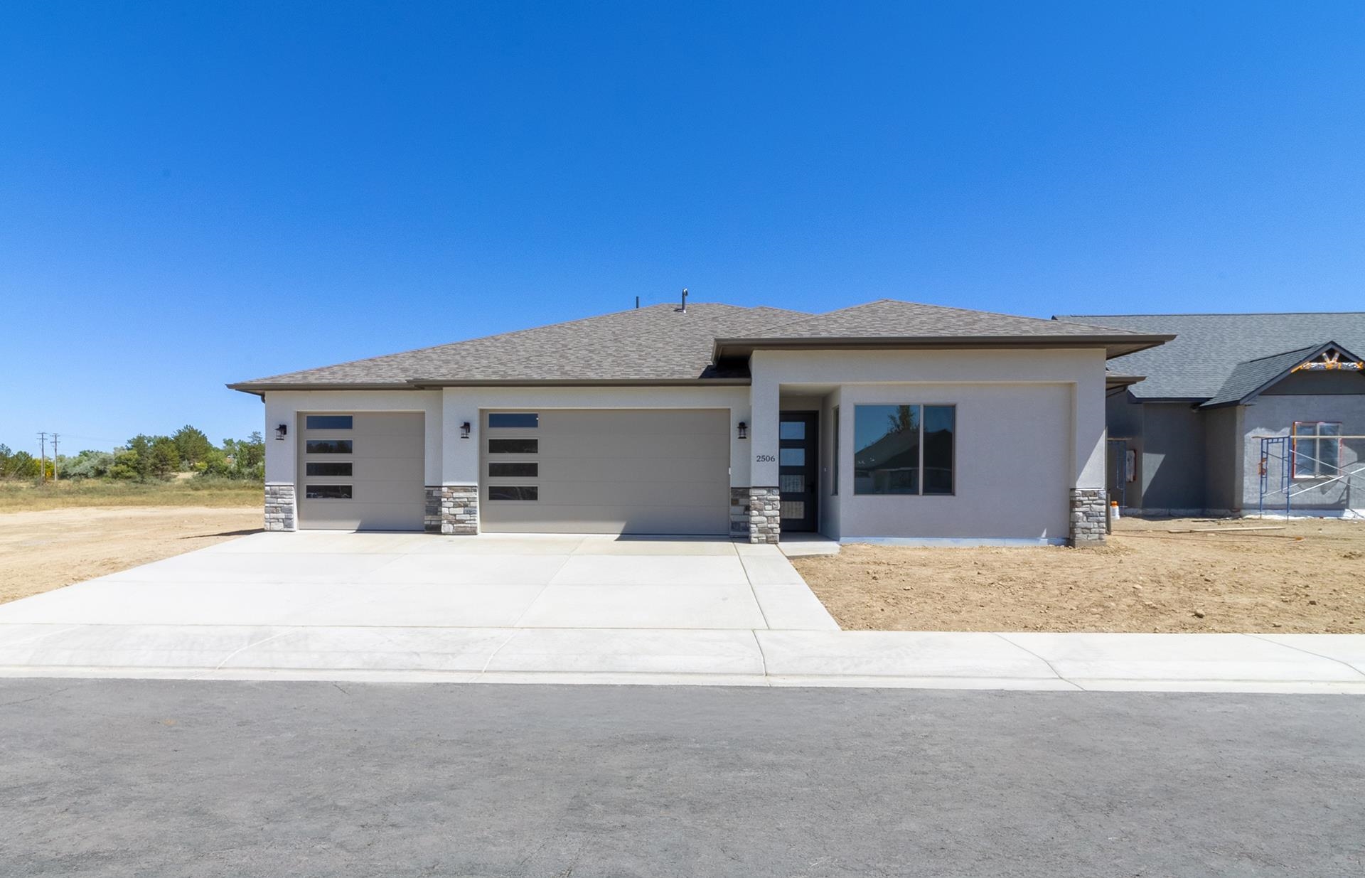2506 Glory Lane