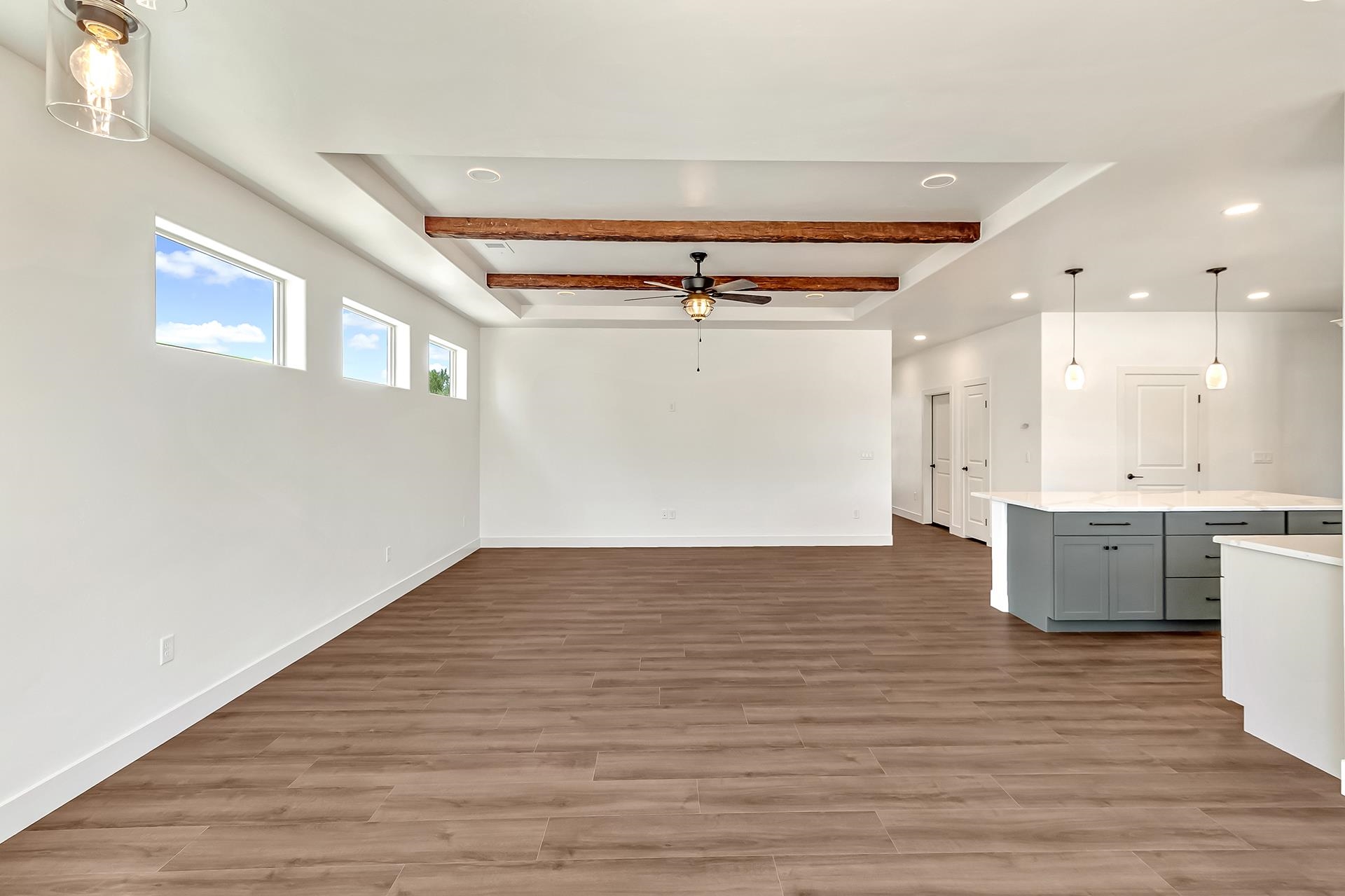 2506 Glory Lane