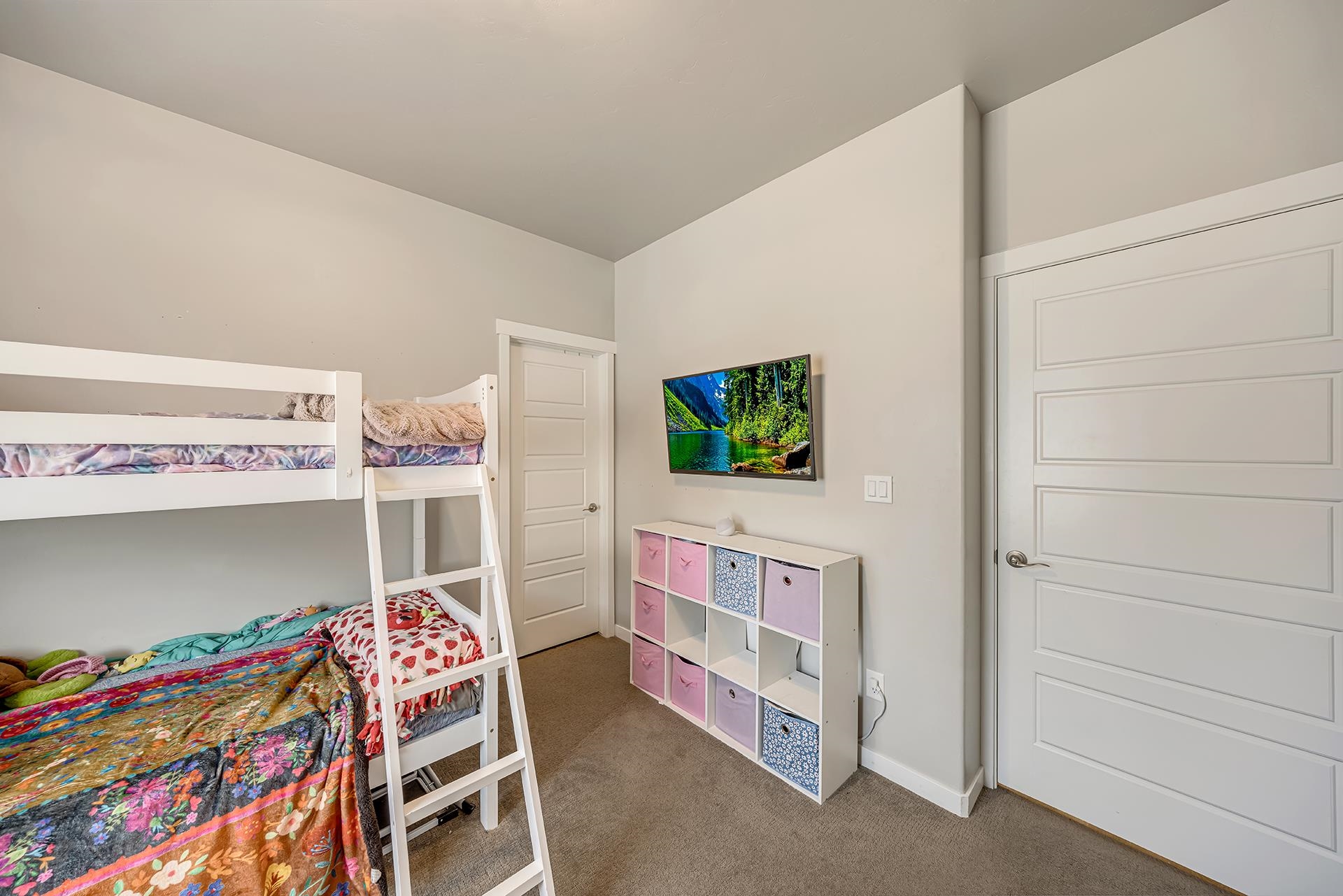 2952 Heron Drive