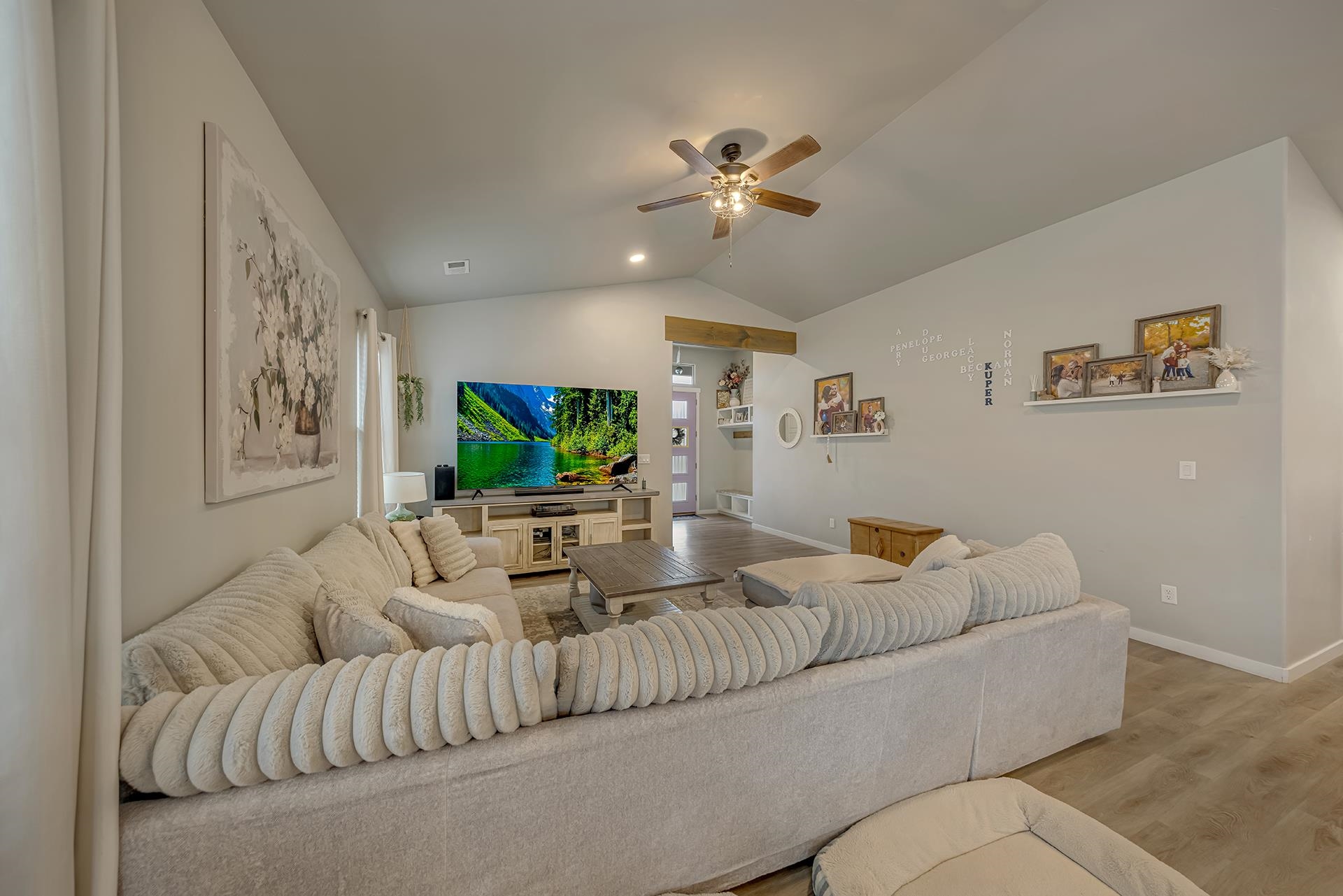 2952 Heron Drive