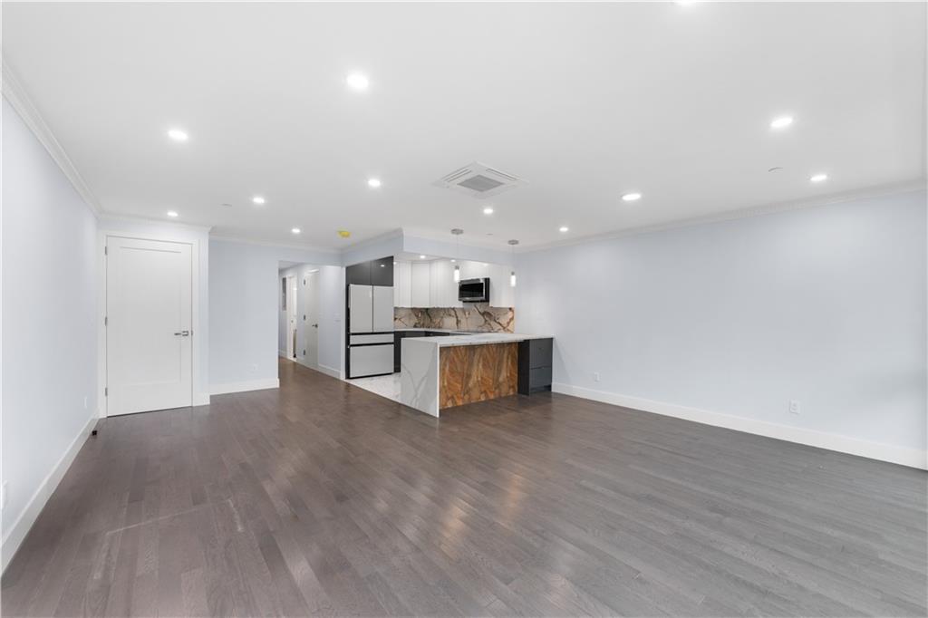 100 16th Street 2