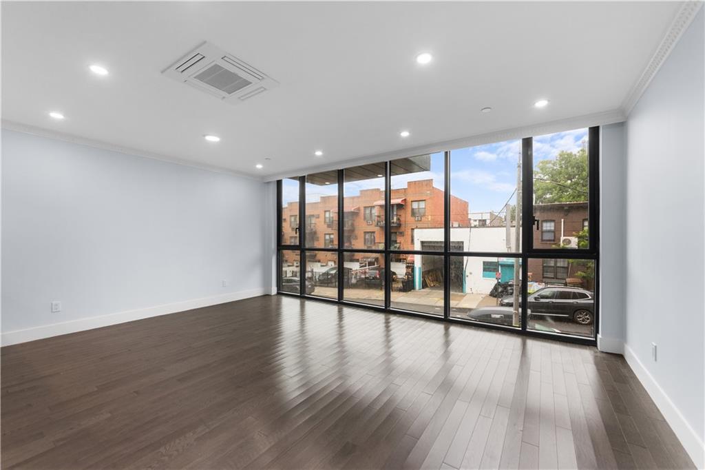 100 16th Street 2