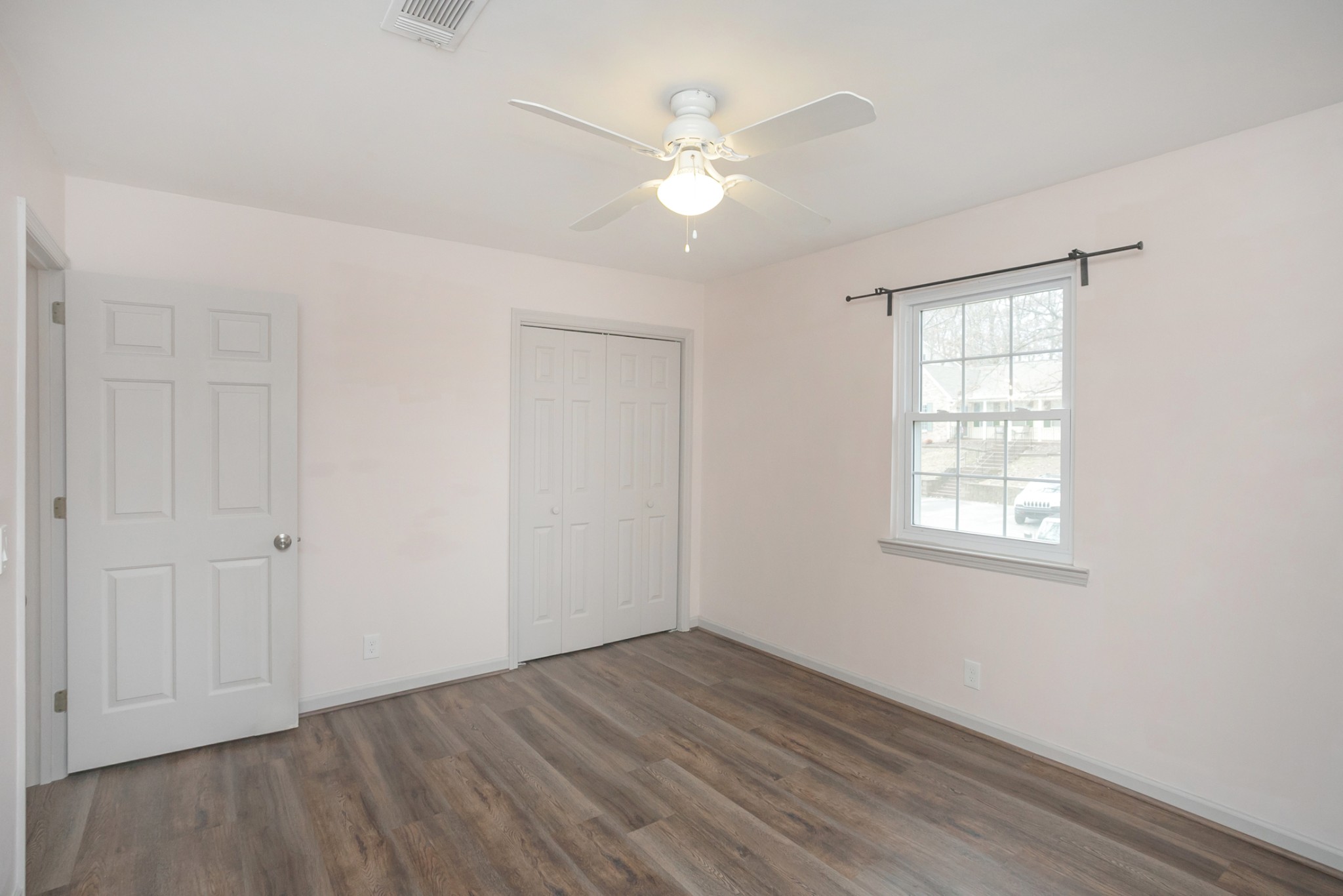 417 Oak Forge Dr