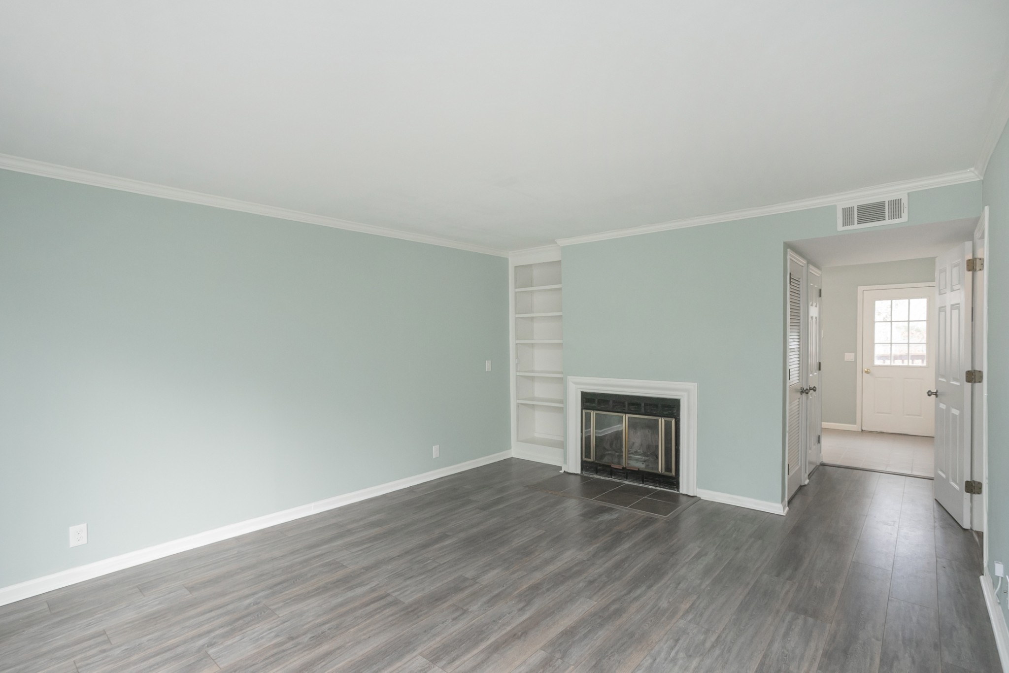 417 Oak Forge Dr