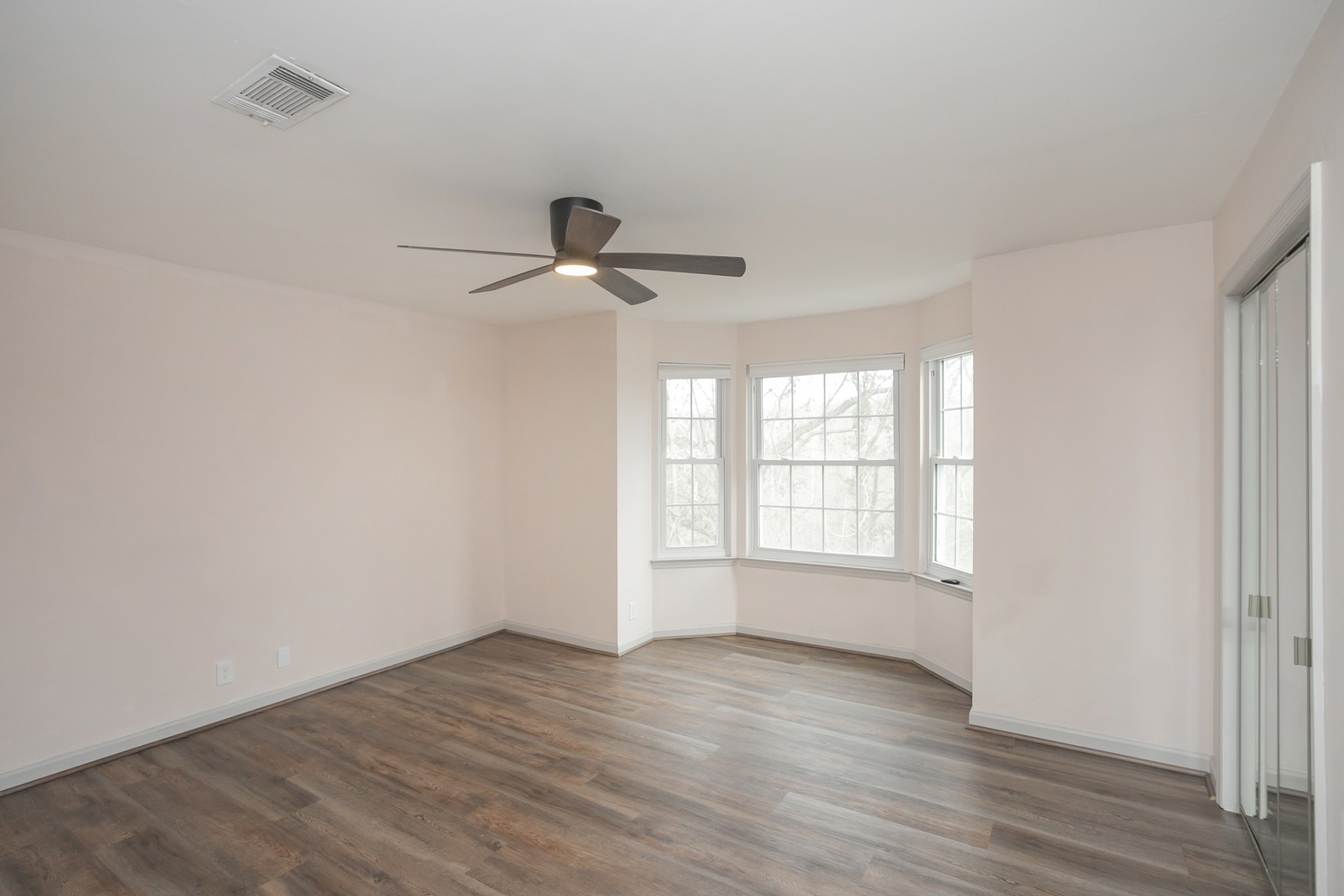 417 Oak Forge Dr