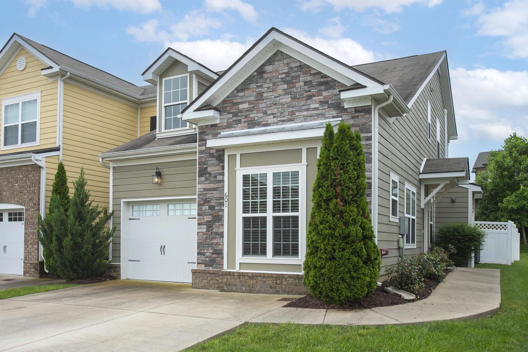 601 Shirebrook Cir