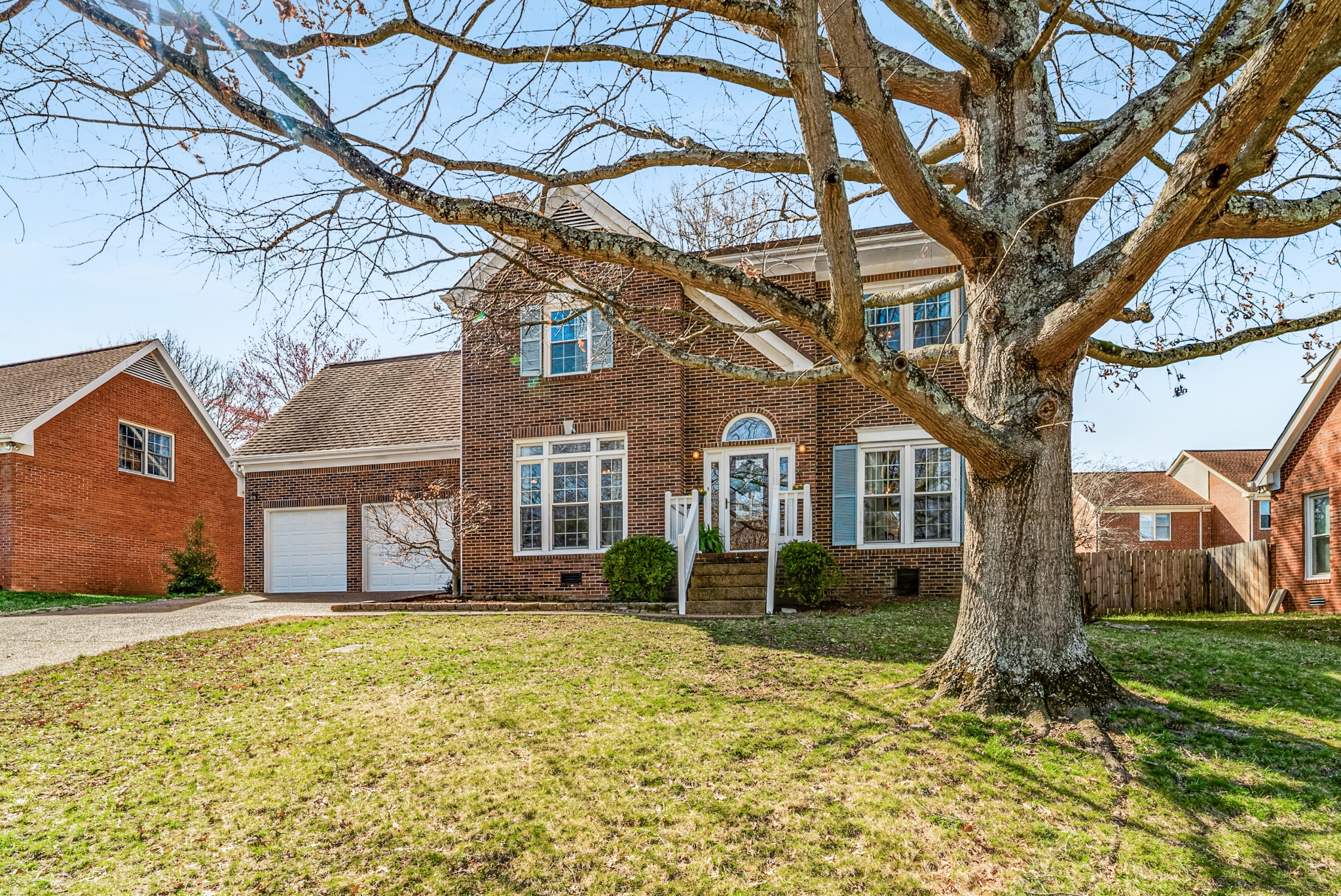 6112 S Riverbend Dr