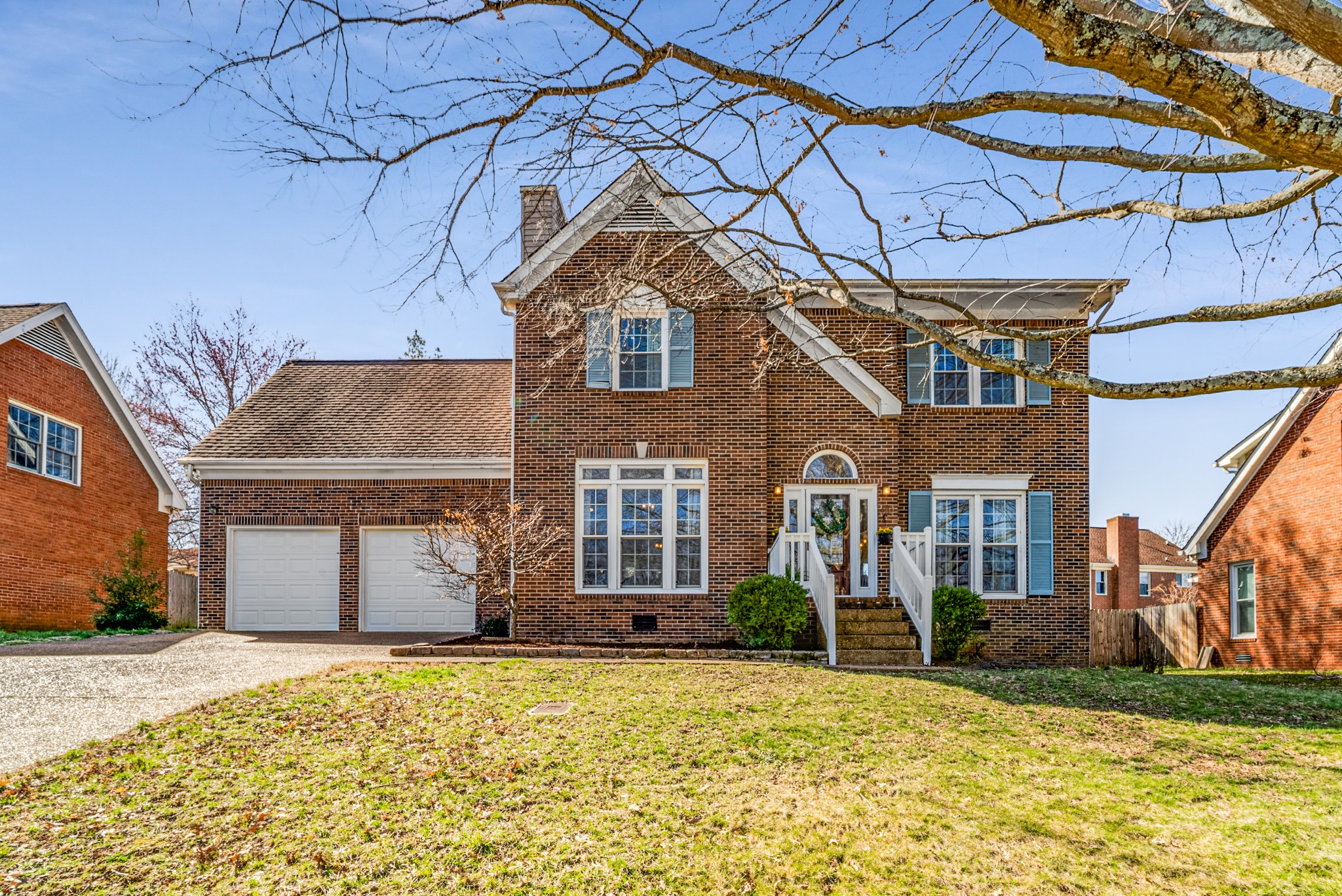 6112 S Riverbend Dr