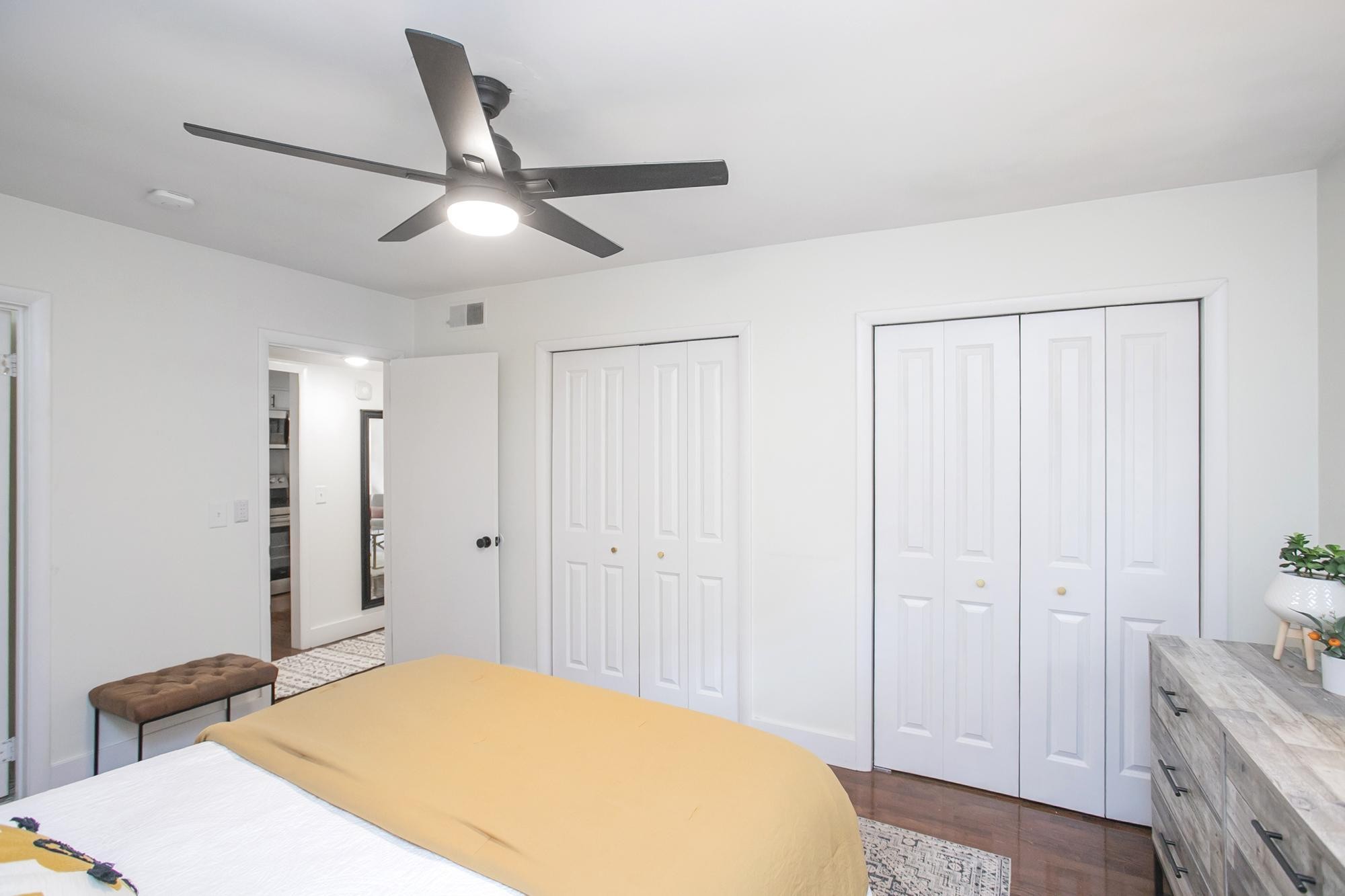 3901 Whitland Ave Unit: #11