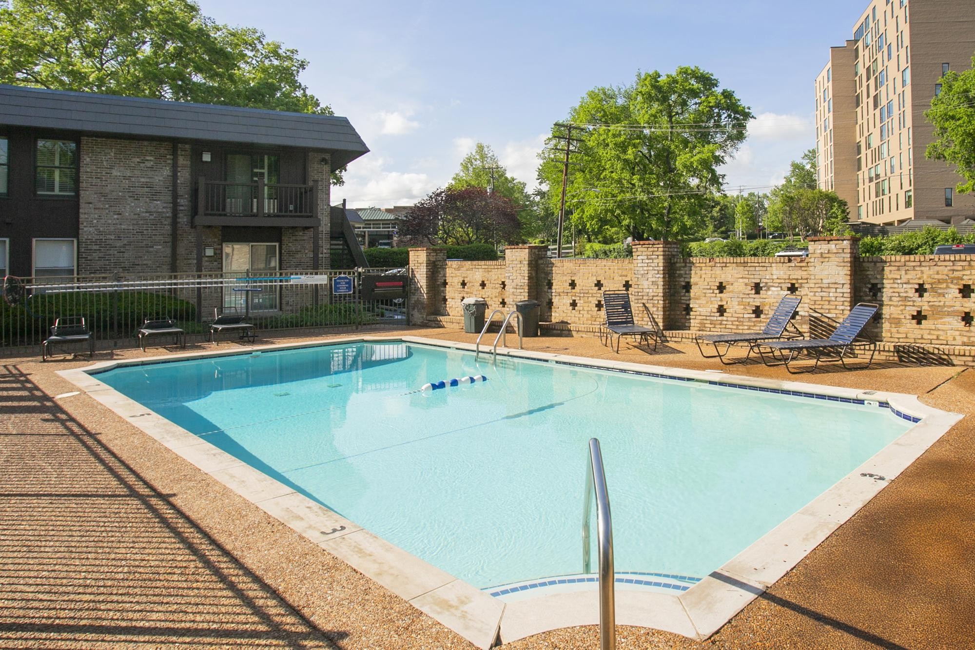 3901 Whitland Ave Unit: #11