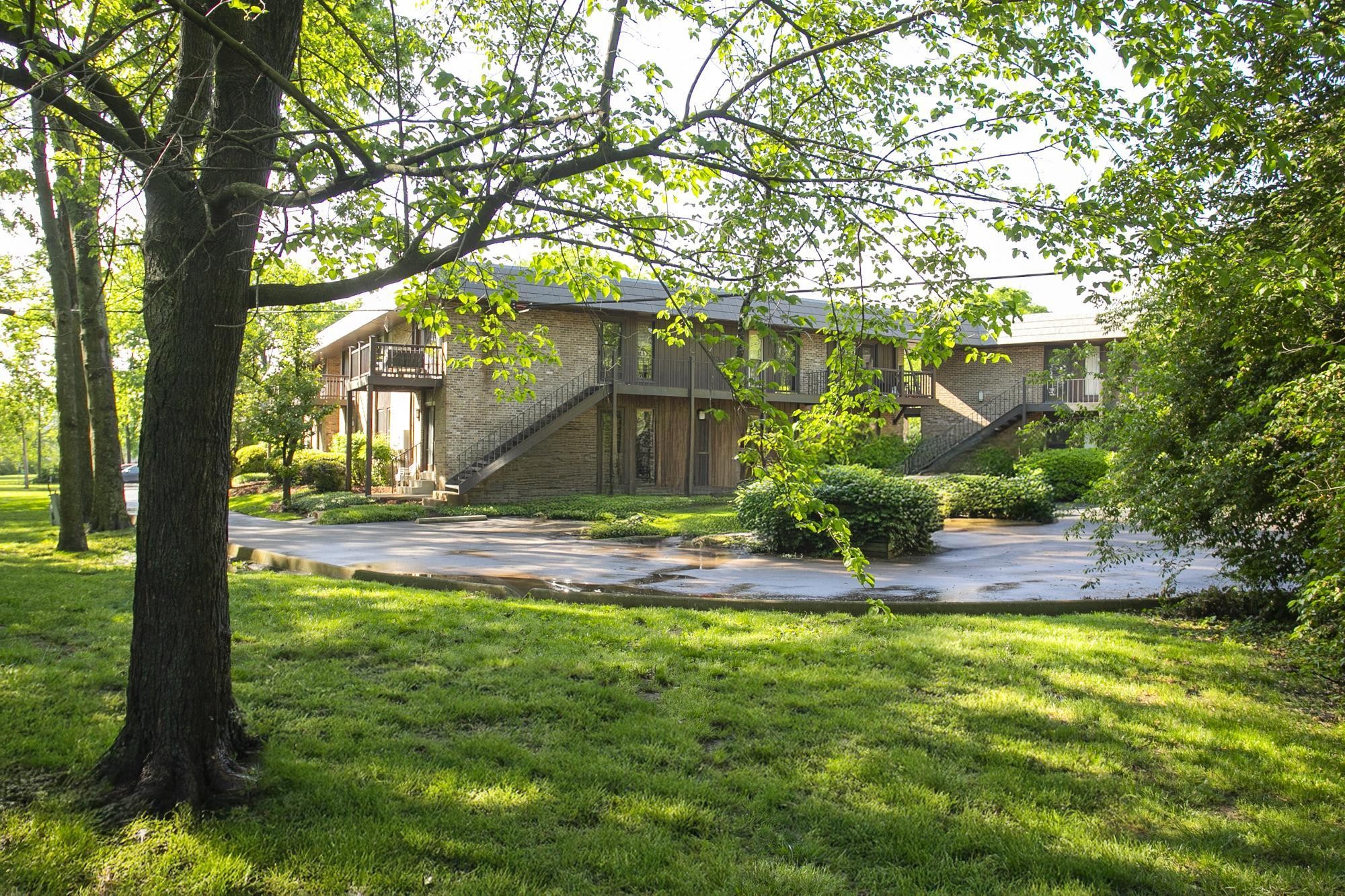 3901 Whitland Ave Unit: #11