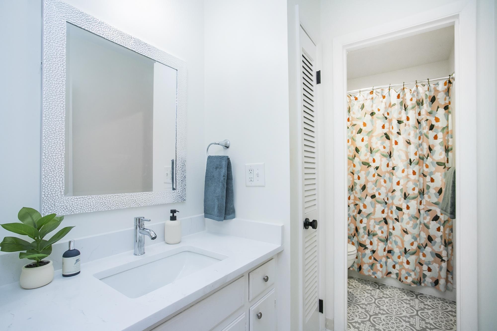 3901 Whitland Ave Unit: #11