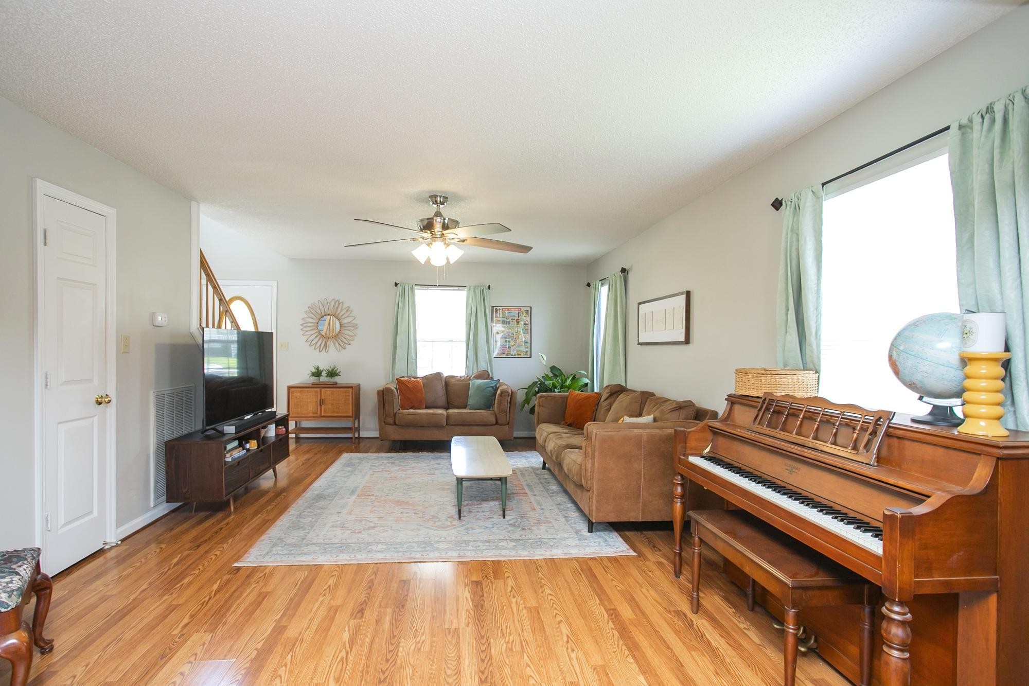 407 Bradford Cir
