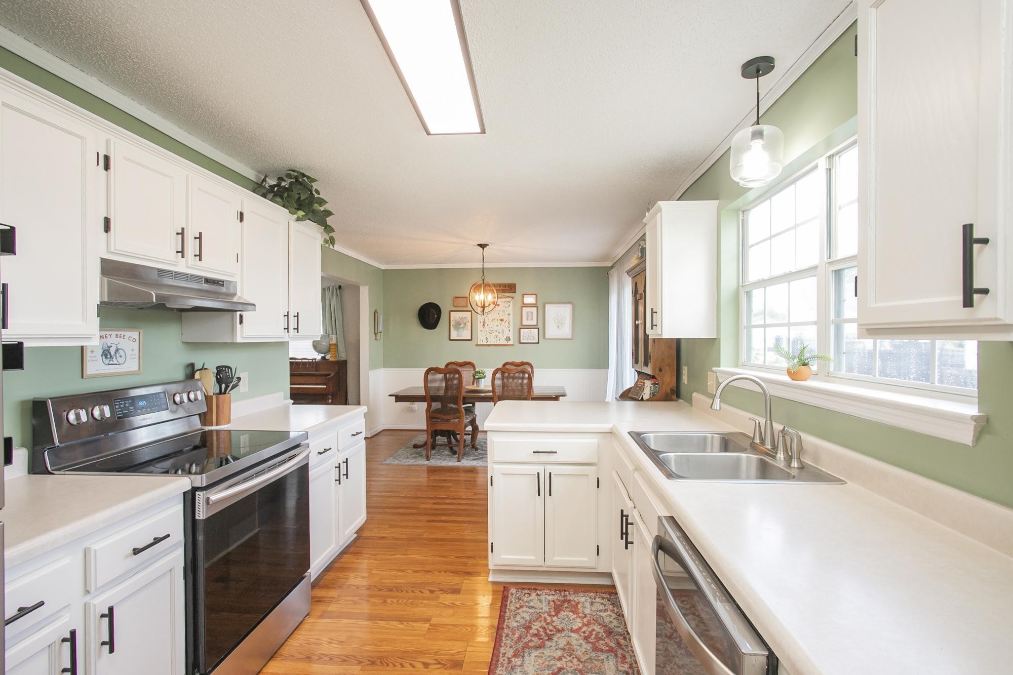 407 Bradford Cir