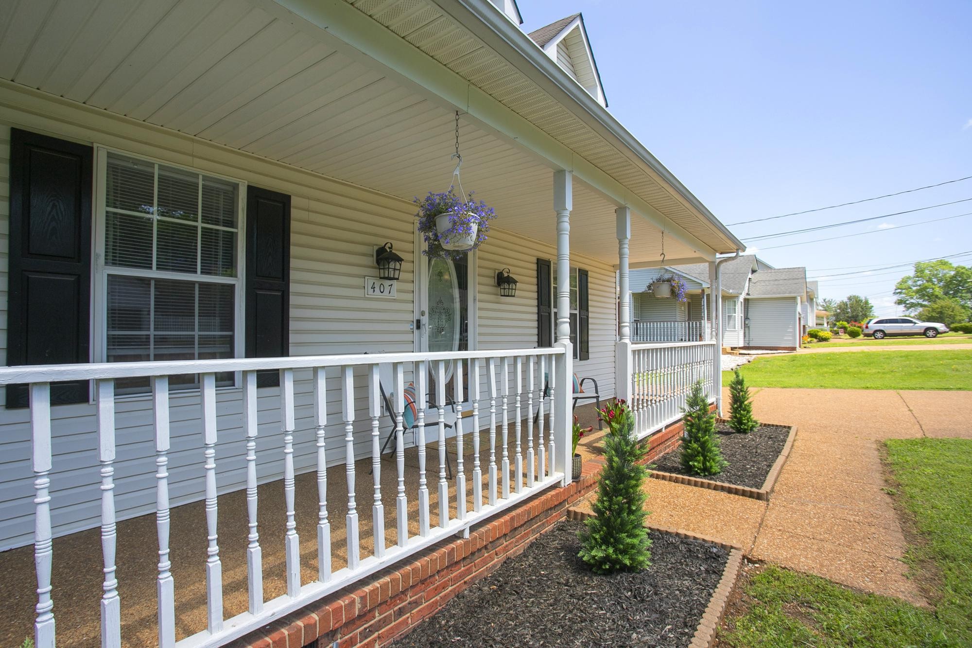 407 Bradford Cir