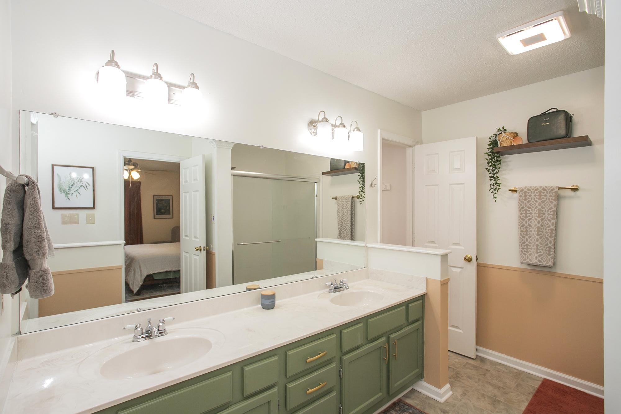 407 Bradford Cir
