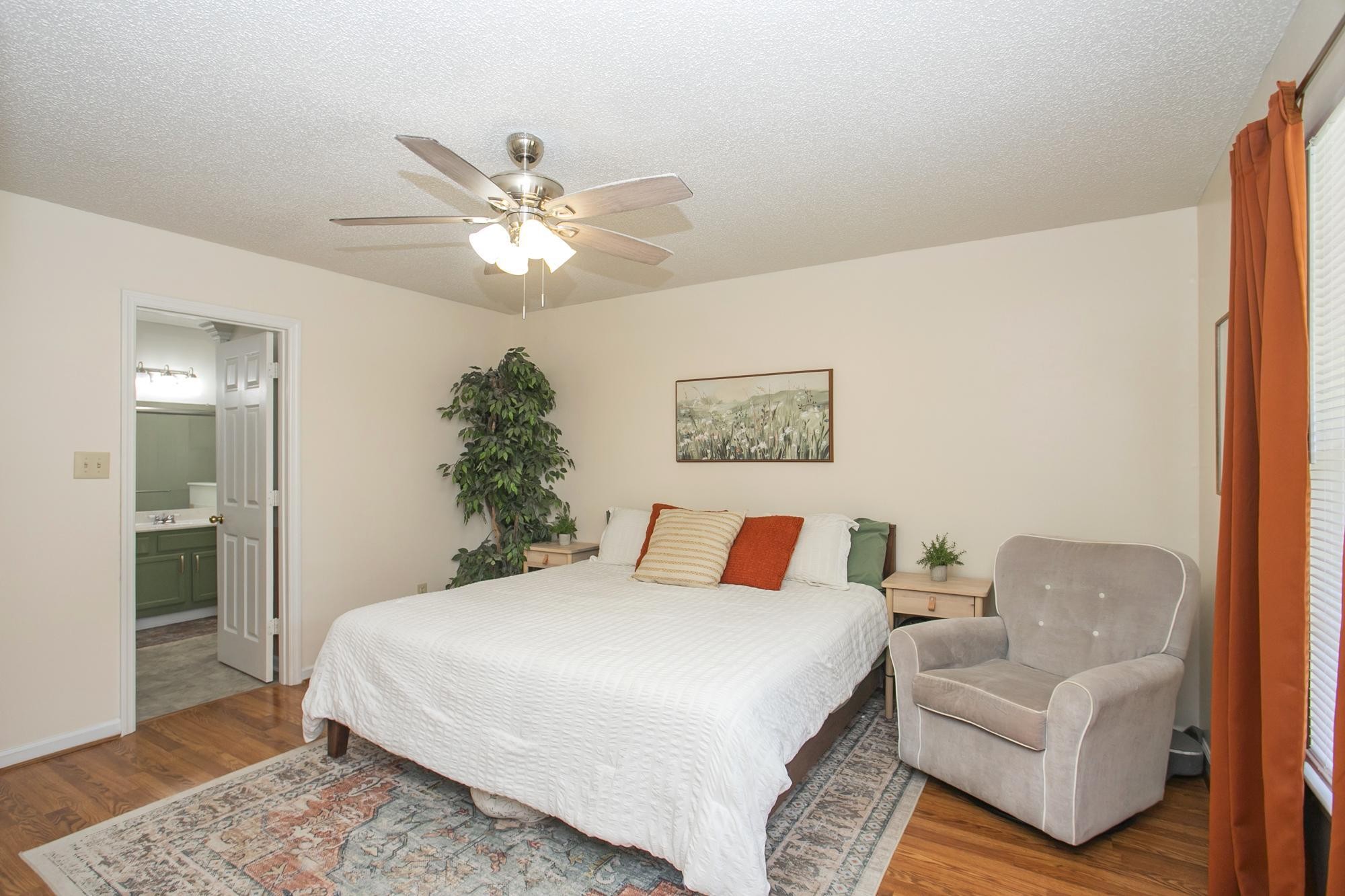 407 Bradford Cir