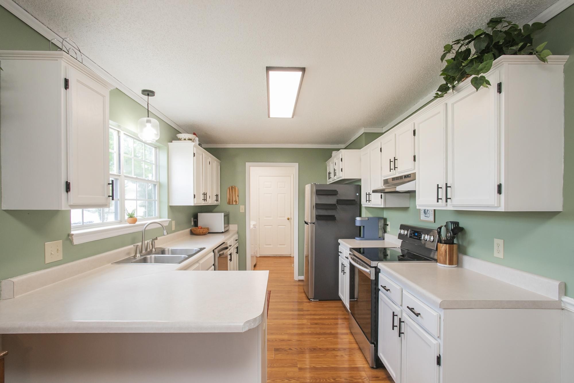 407 Bradford Cir