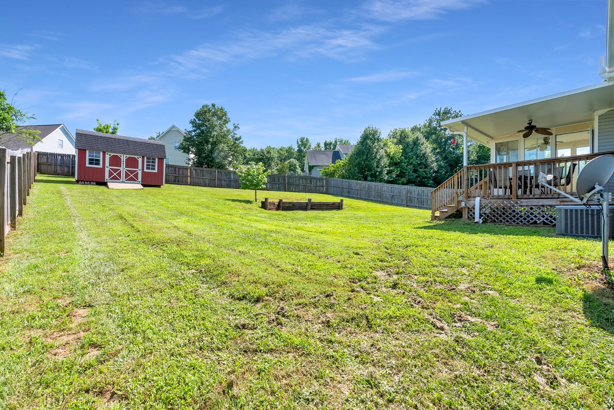 923 Hedge Apple Dr