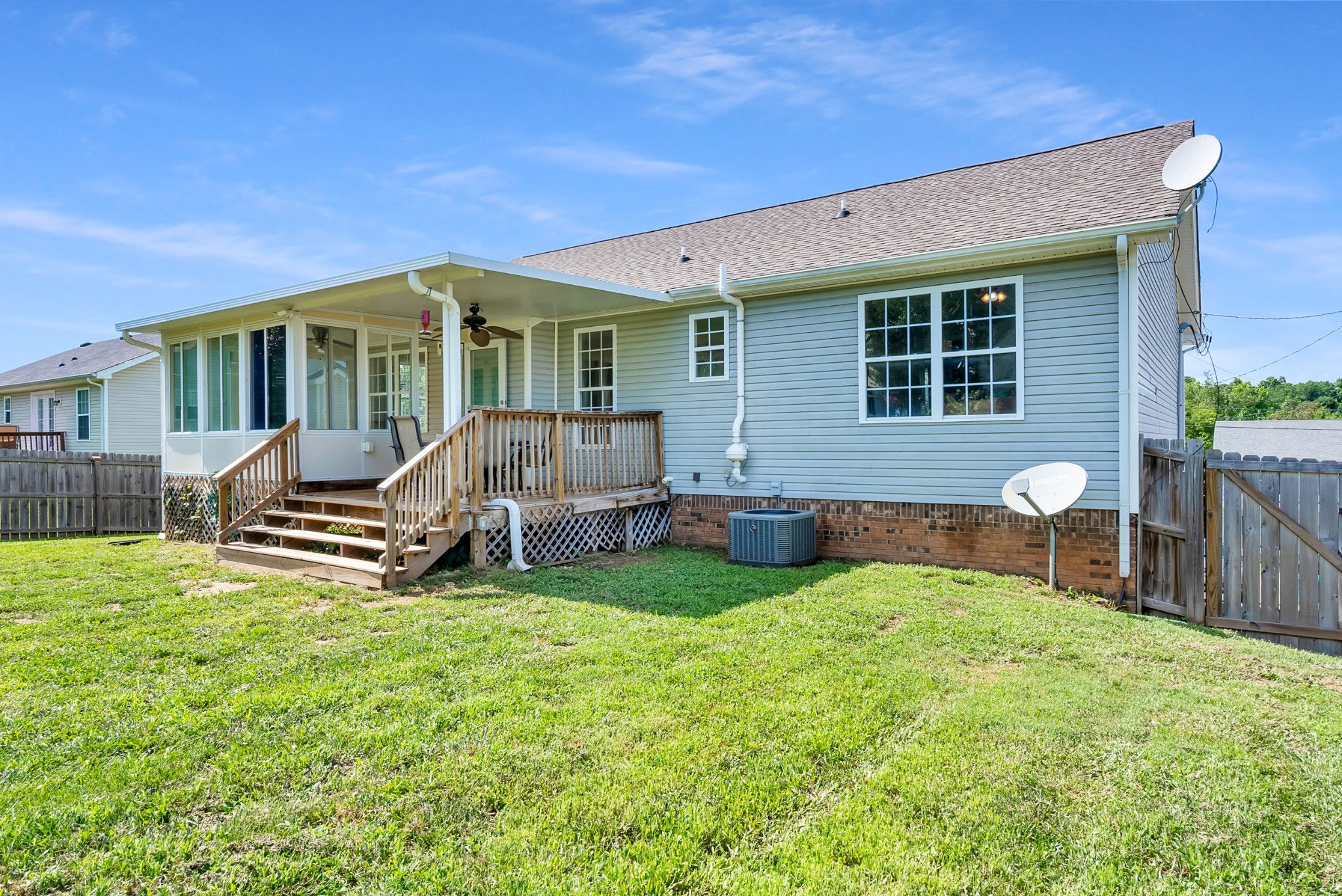 923 Hedge Apple Dr