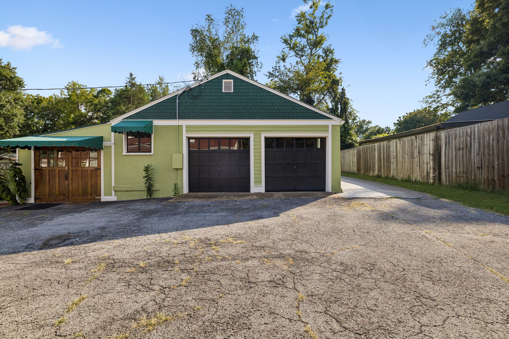 1310 Riverwood Dr