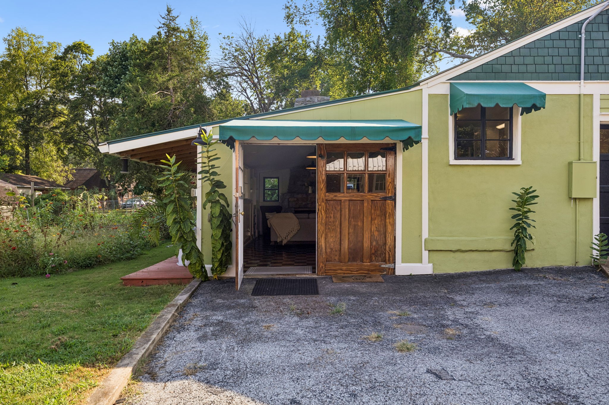 1310 Riverwood Dr