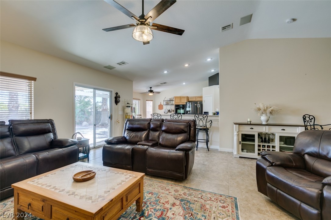 7138 White Blanket Court