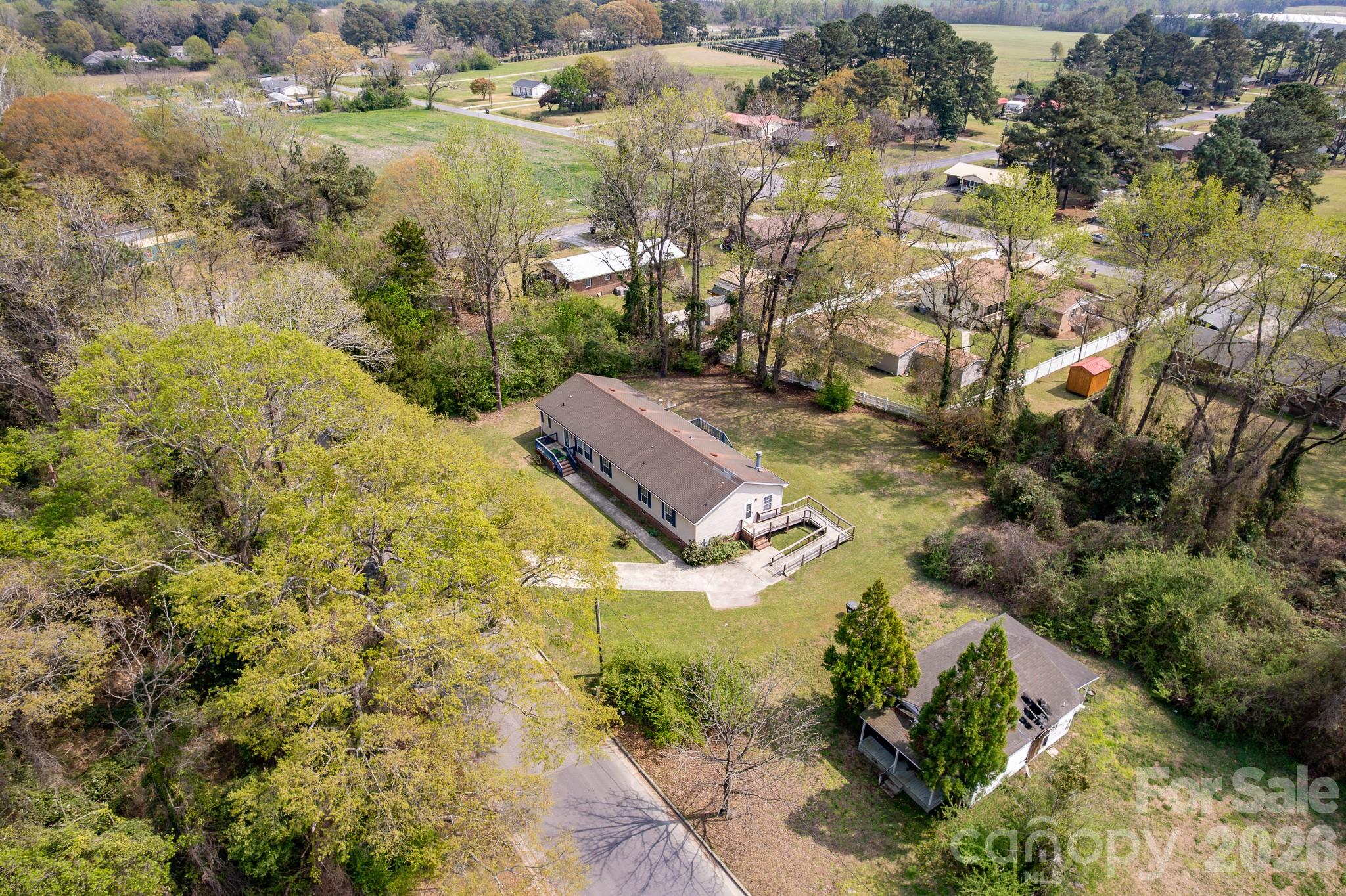 210 Pierce Street Unit: 4