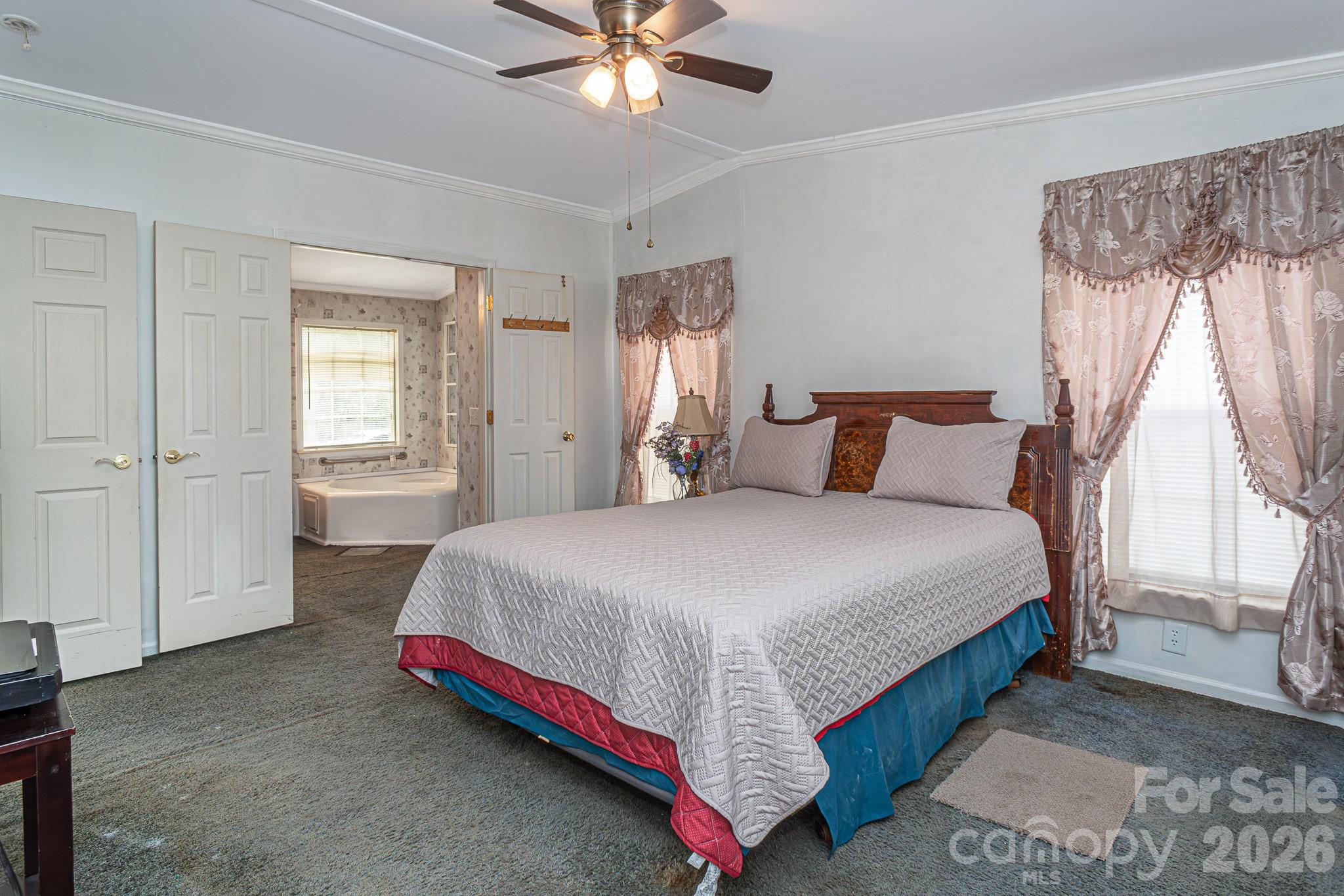 210 Pierce Street Unit: 4