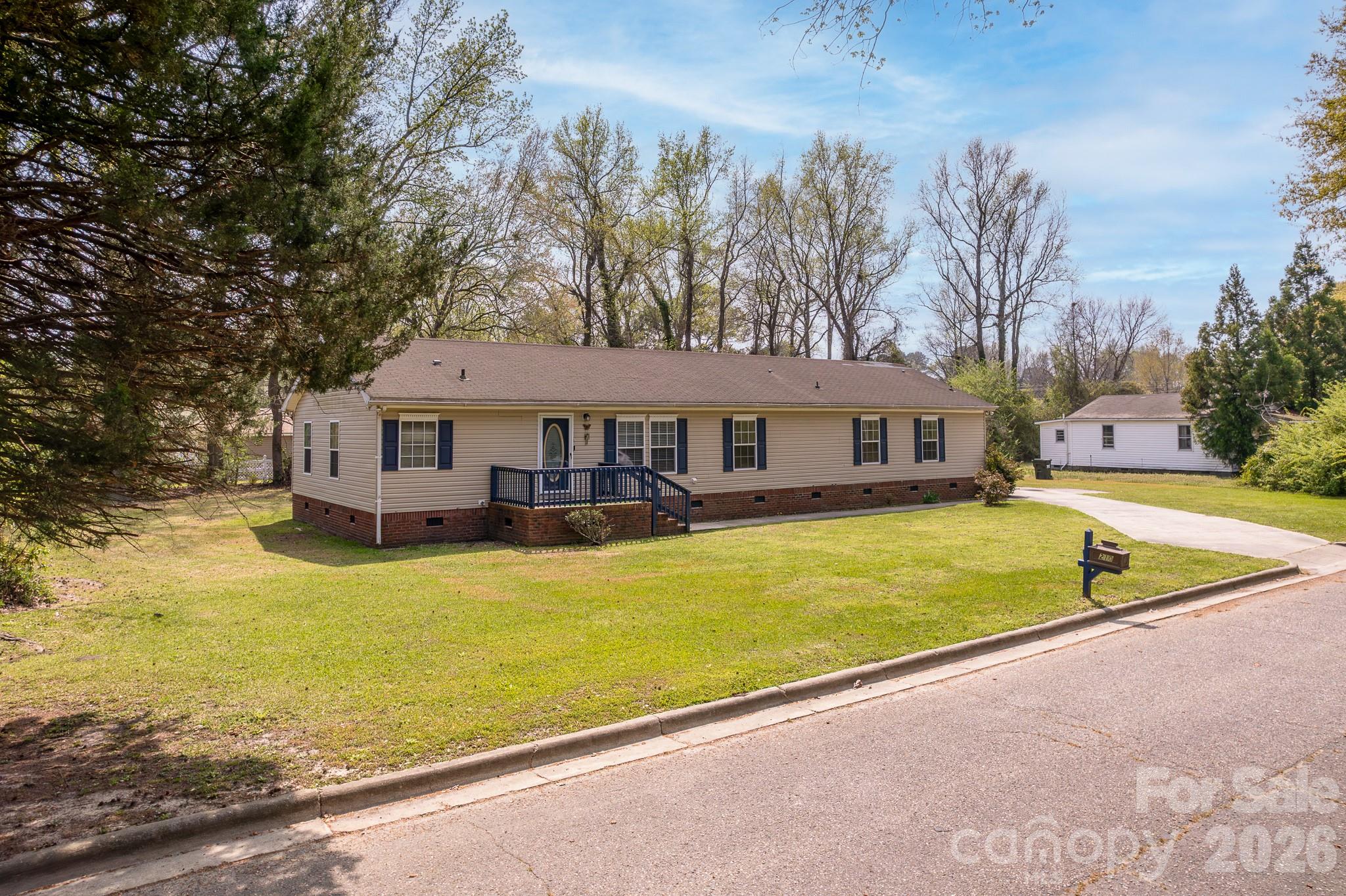 210 Pierce Street Unit: 4