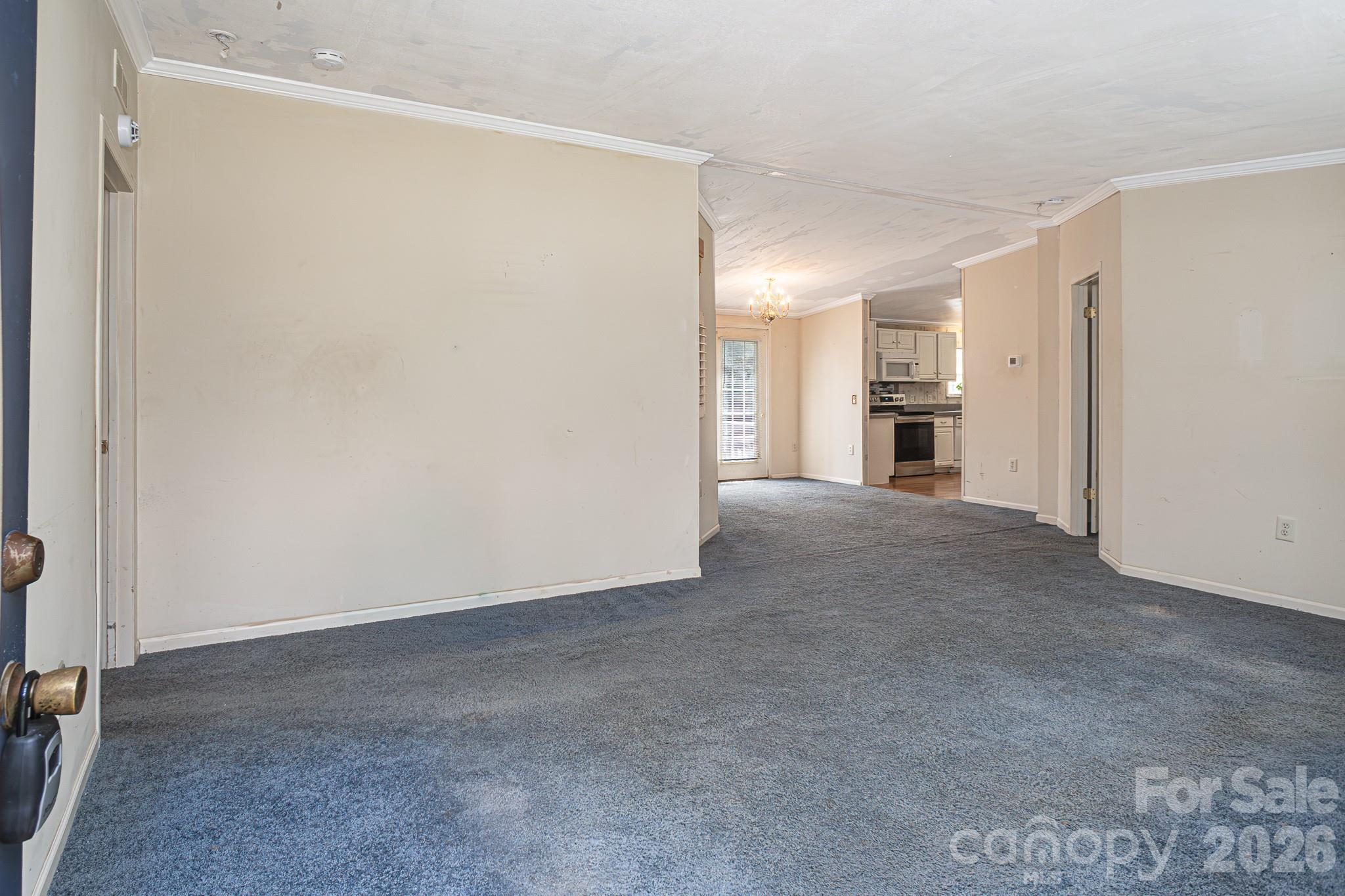 210 Pierce Street Unit: 4