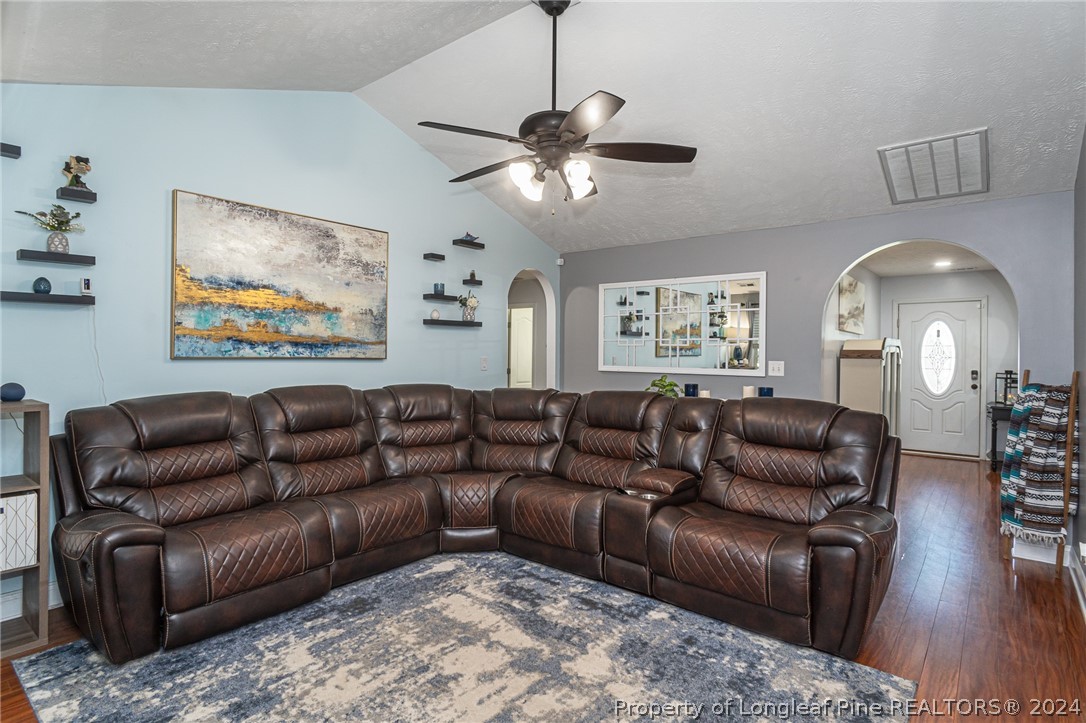 1704 Thunder Gulch Trail