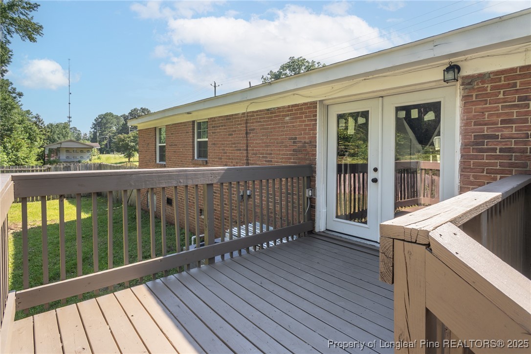 943 Louise Circle